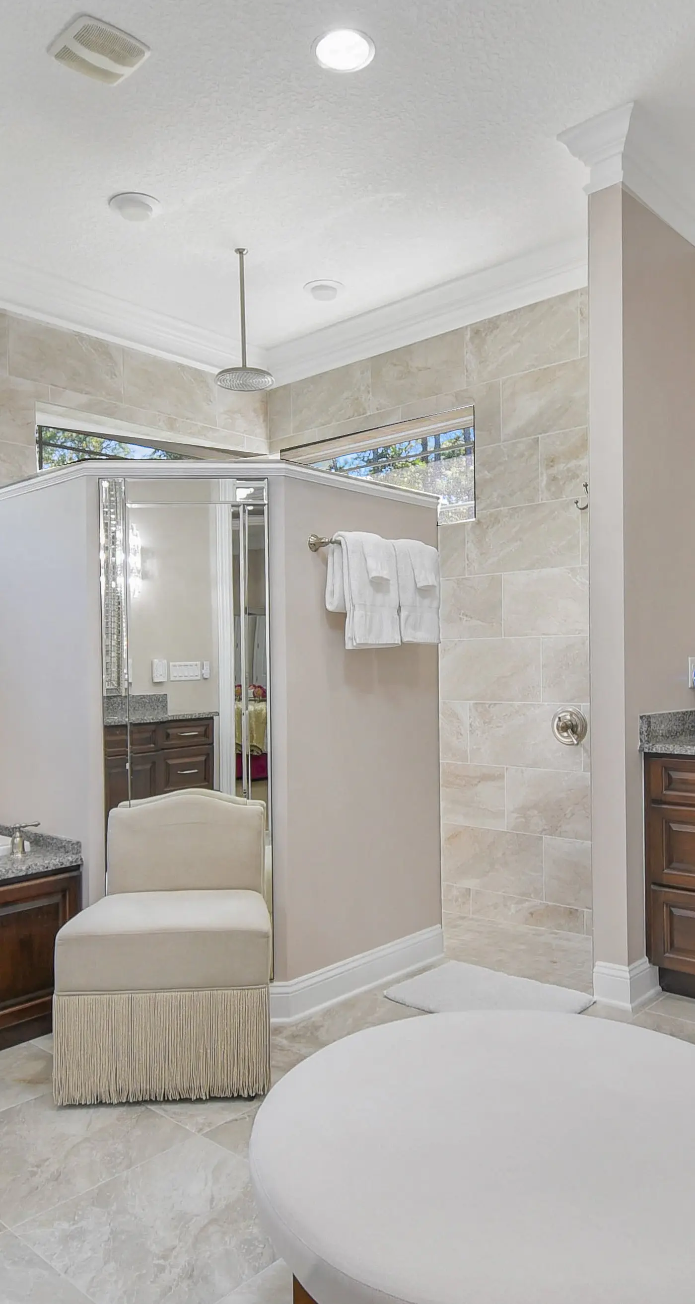 The Grand Luxe Sanctuary : The Crown Jewel Of Jacksonville