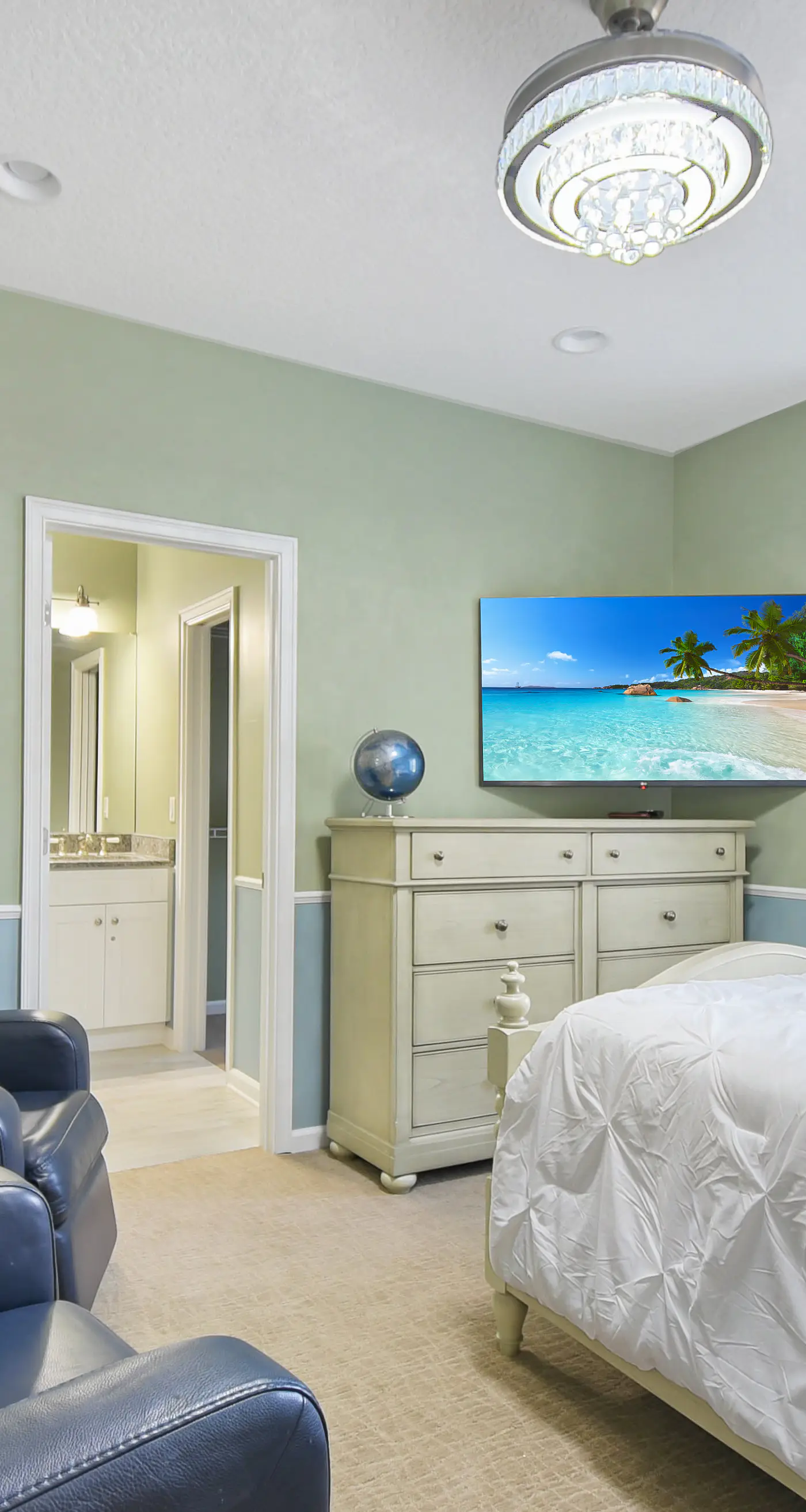 The Grand Luxe Sanctuary : The Crown Jewel Of Jacksonville