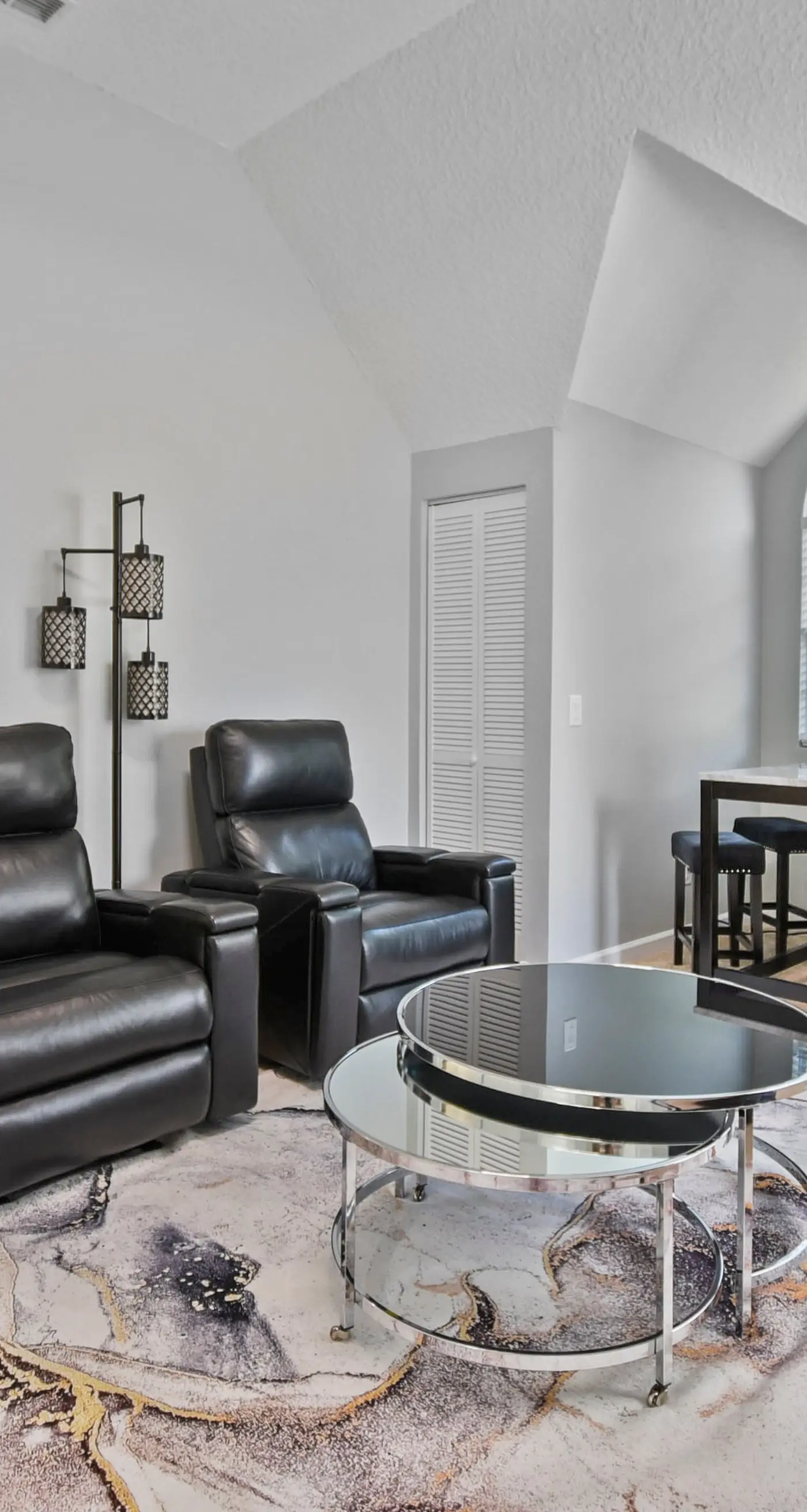 The Grand Luxe Sanctuary : The Crown Jewel Of Jacksonville