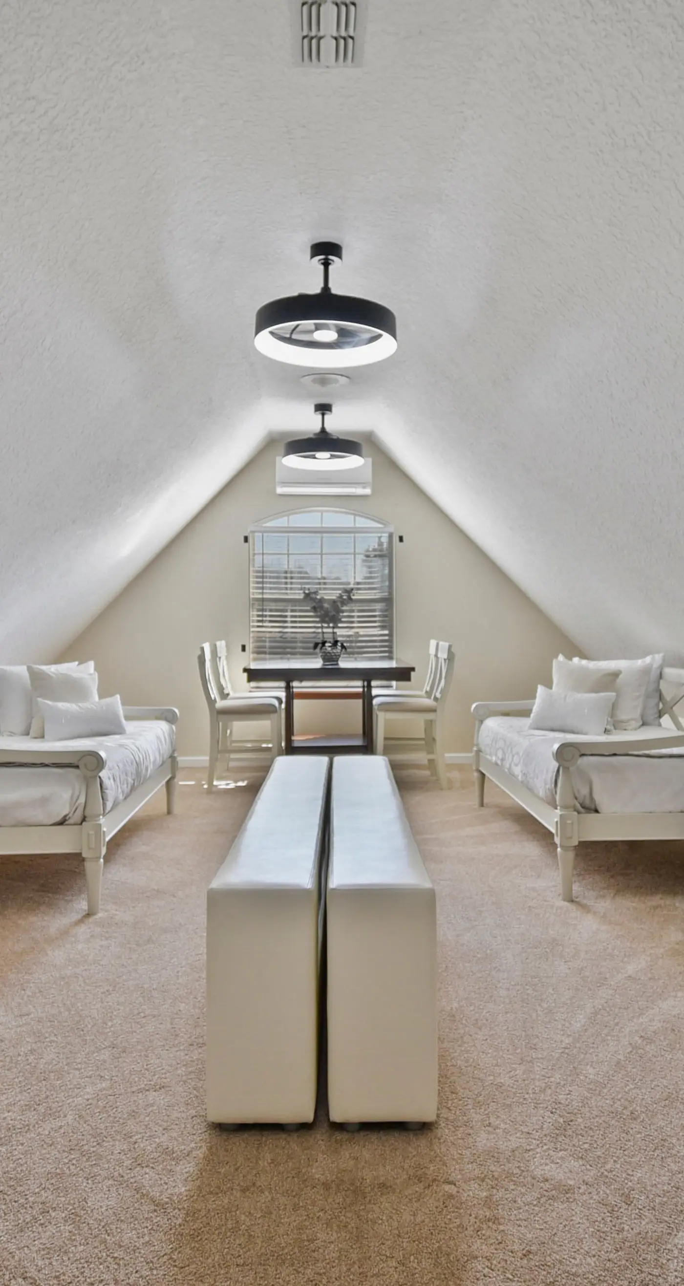 The Grand Luxe Sanctuary : The Crown Jewel Of Jacksonville