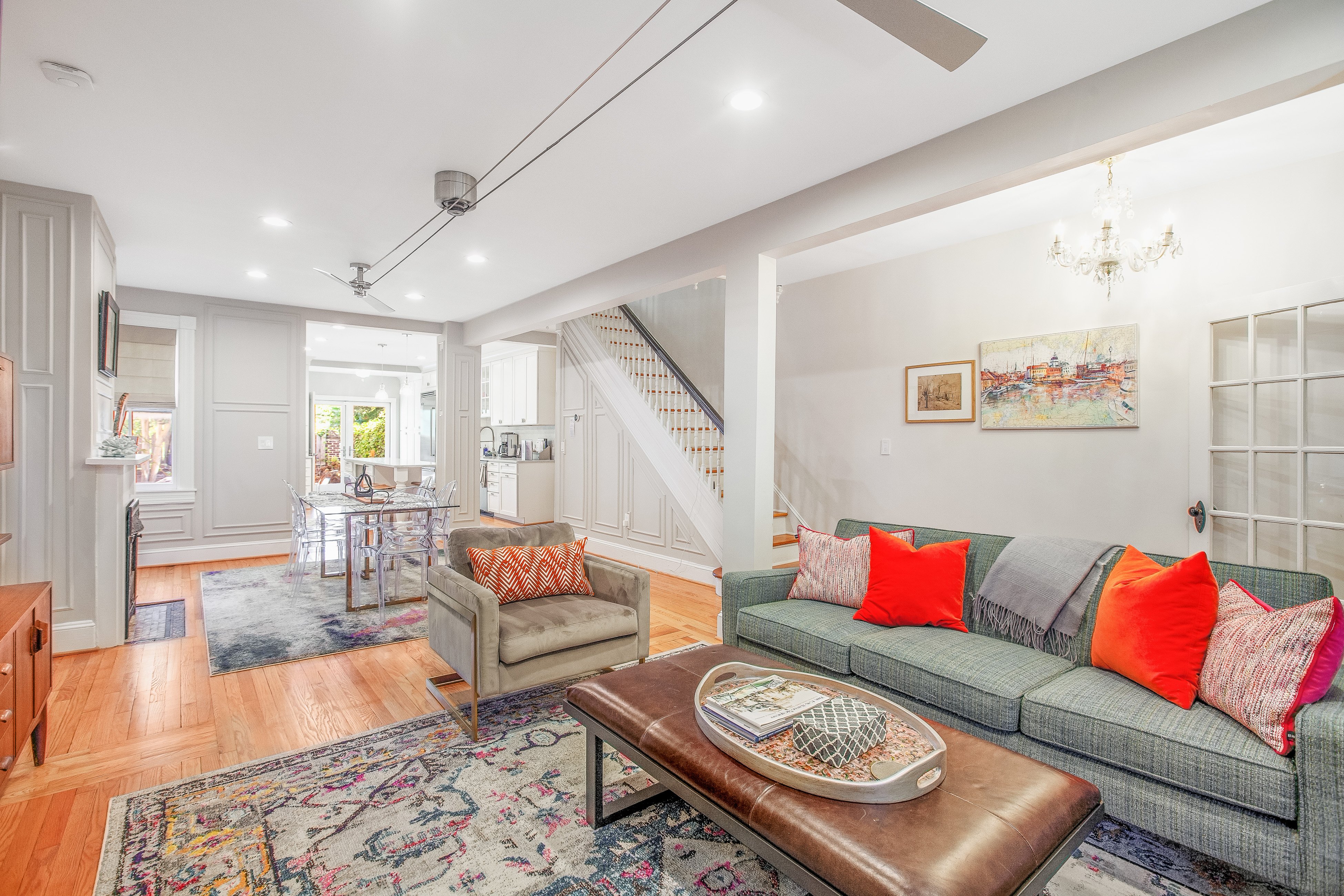 Updated historic home with parking; near Academy, college & harbor - central AC