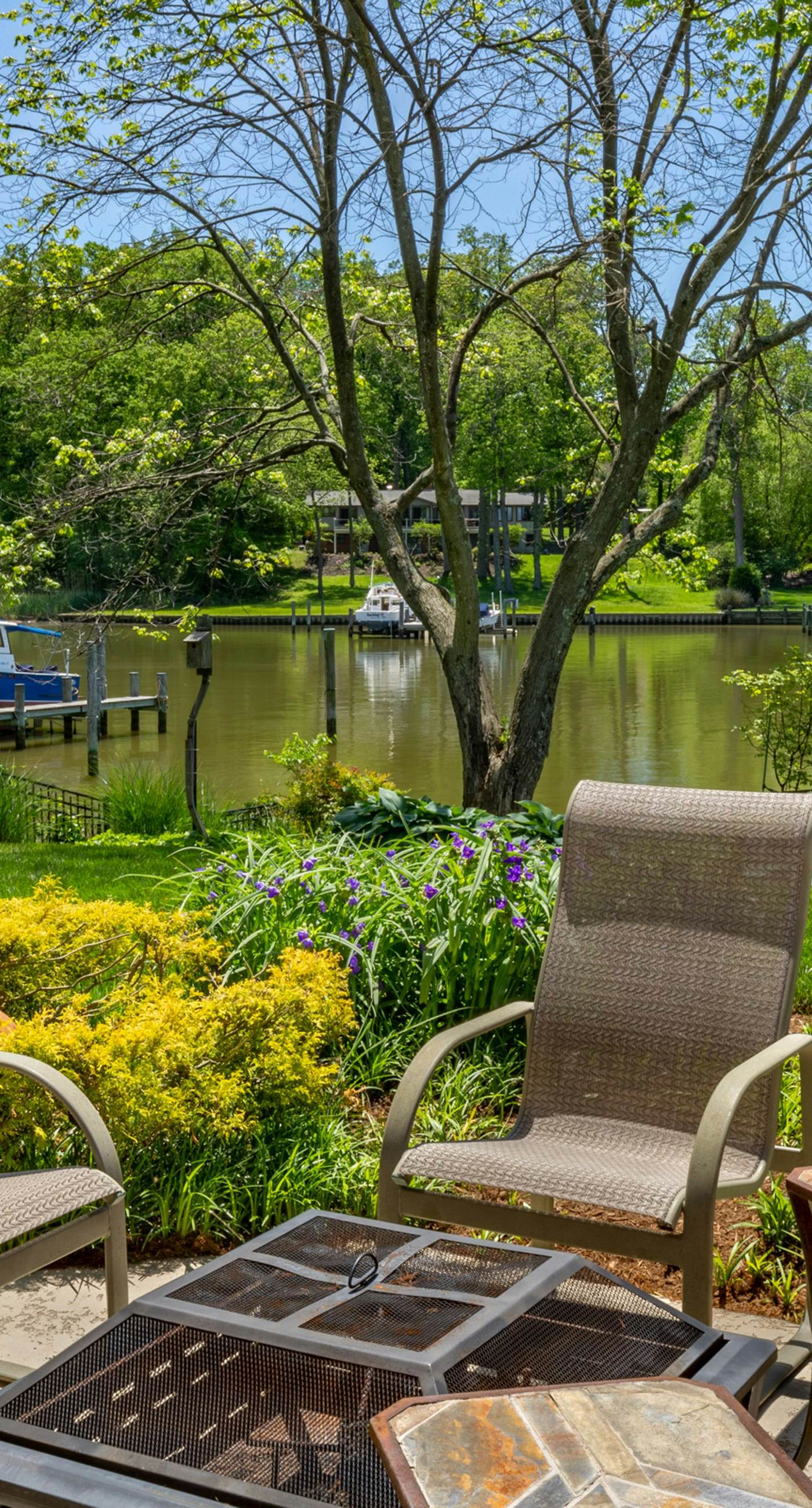 The Admiral's Retreat