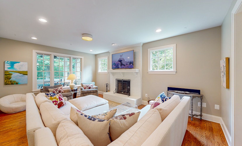 3-story home near river with patio, firepit, Ping-Pong, grill and wood fireplace