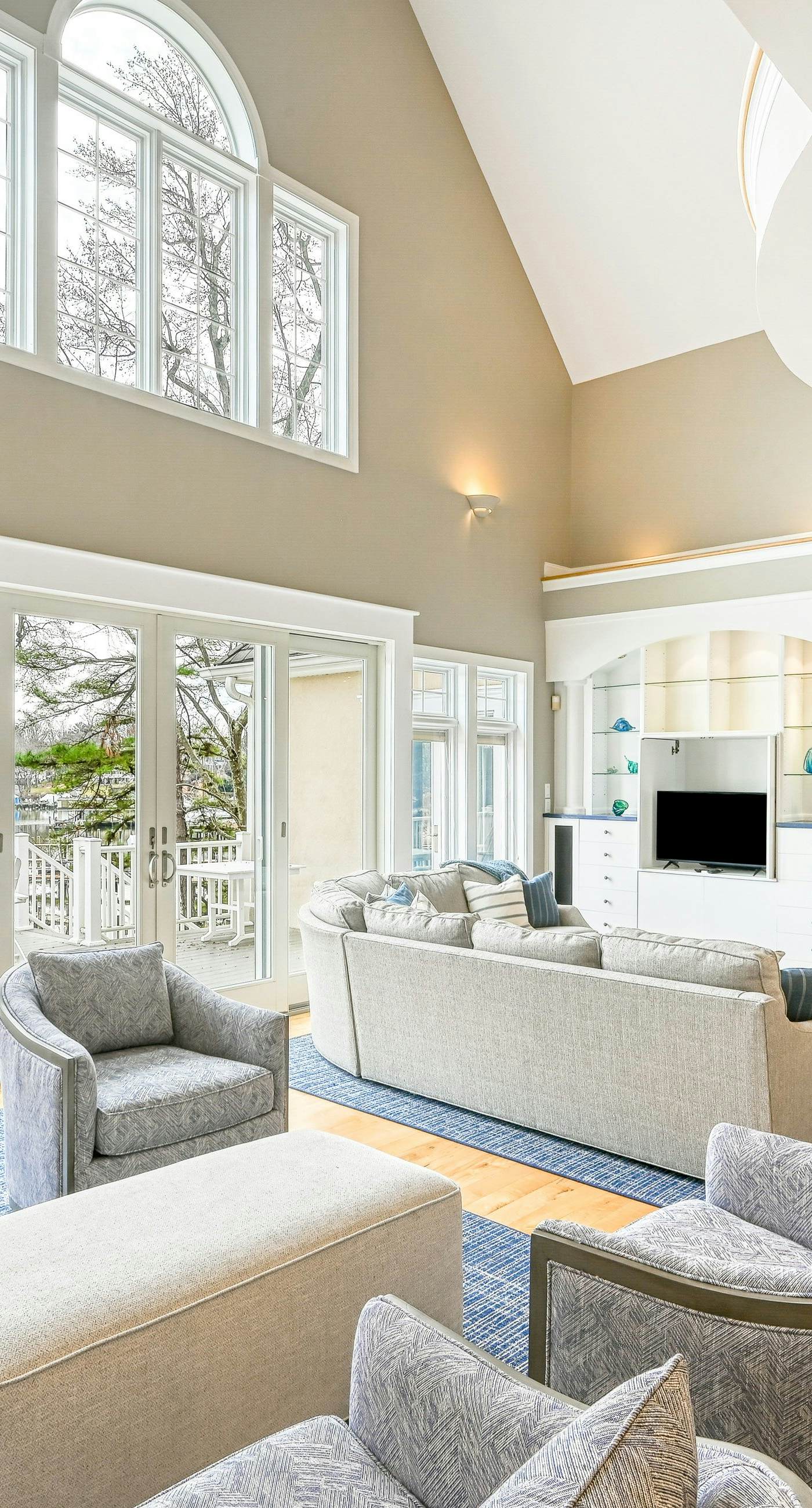 Annapolis Bay Ridge Retreat