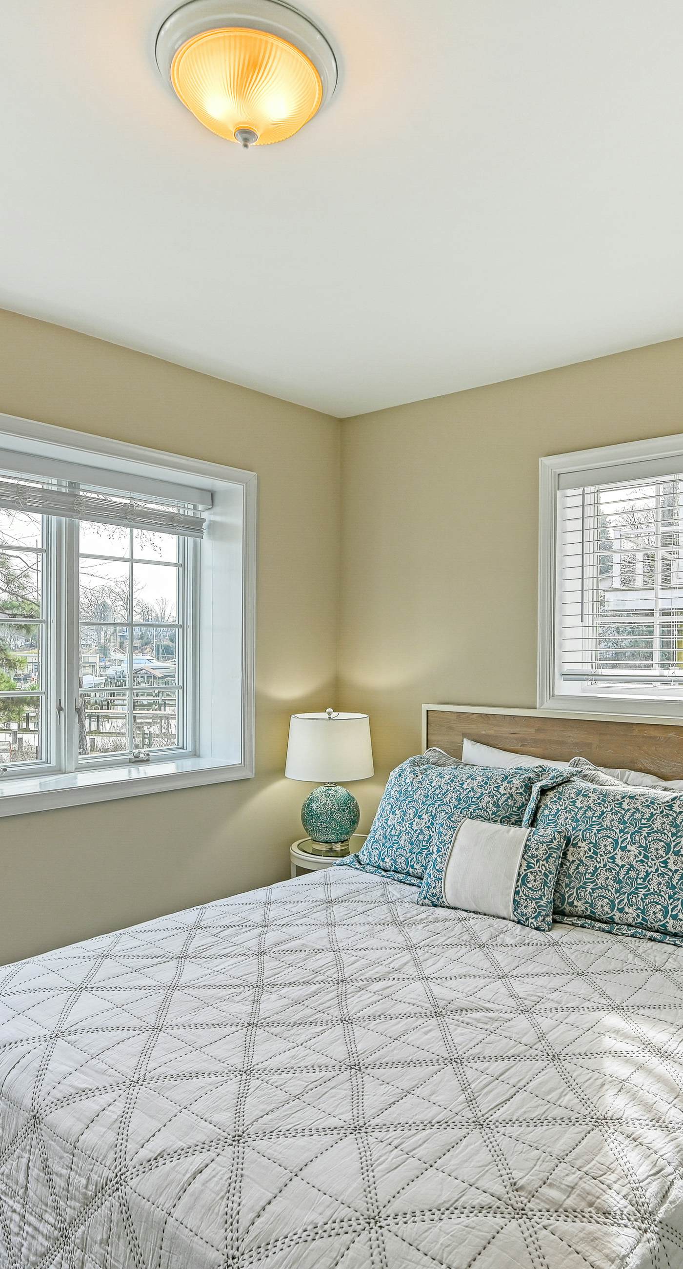 Annapolis Bay Ridge Retreat