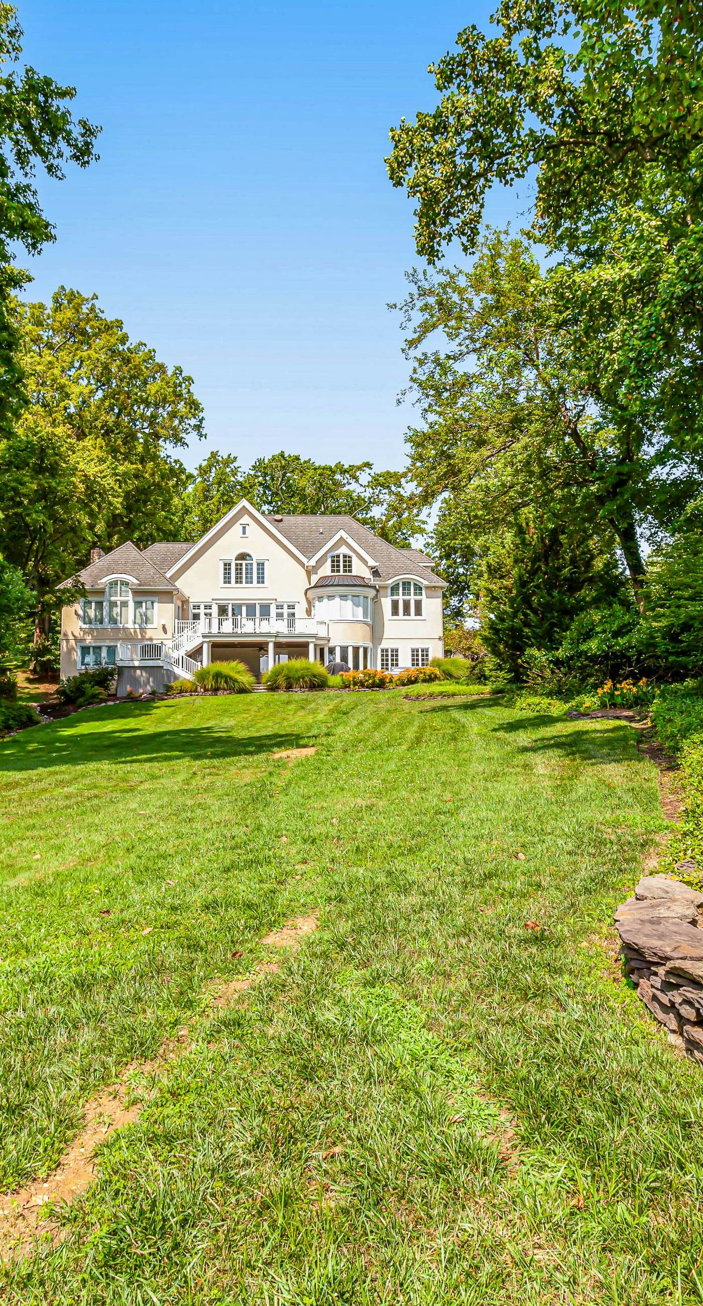 Annapolis Bay Ridge Retreat