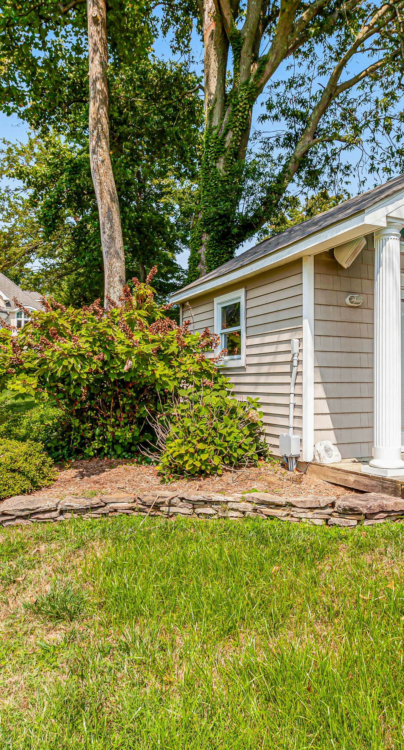 Annapolis Bay Ridge Retreat