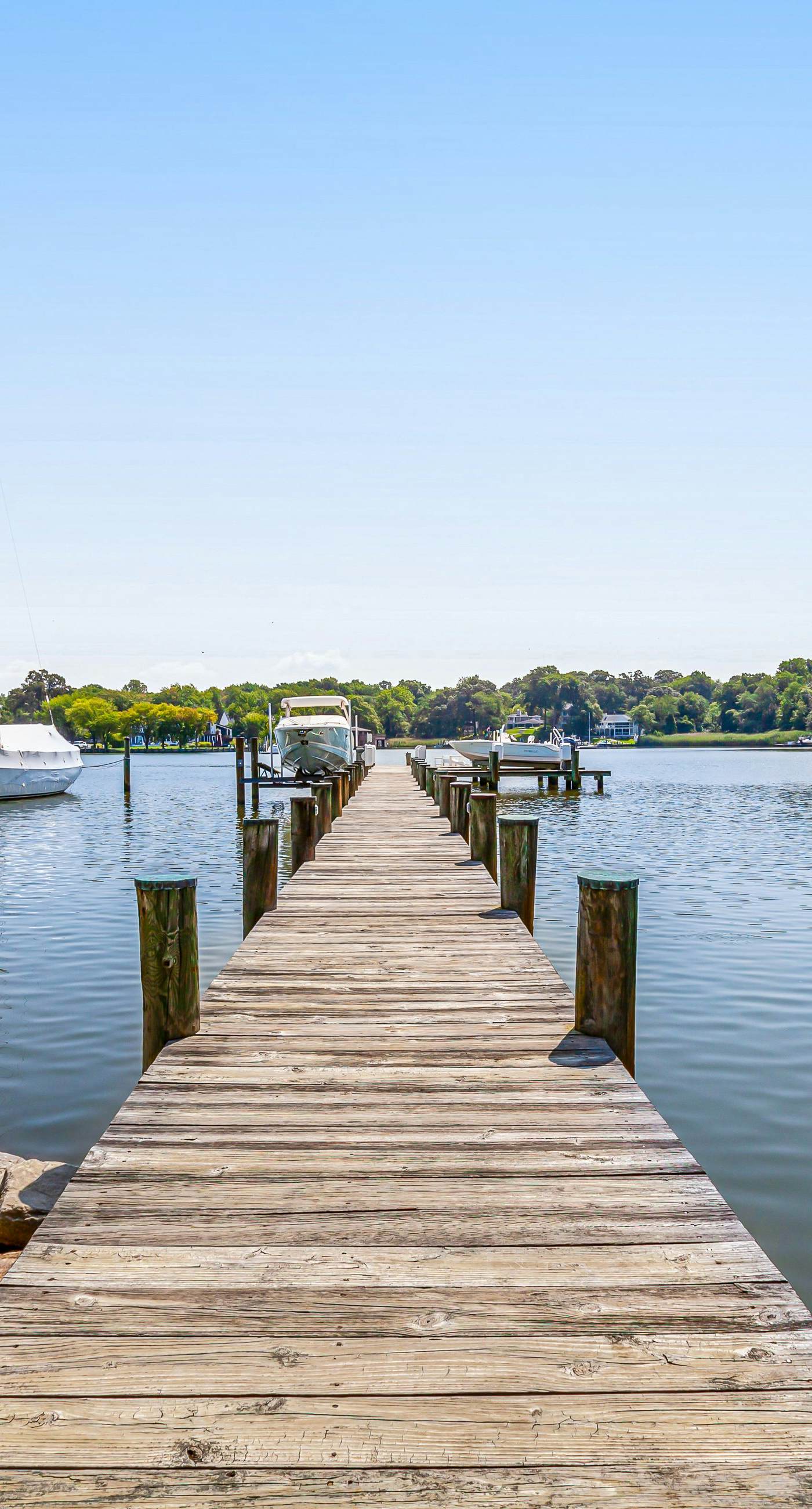 Annapolis Bay Ridge Retreat