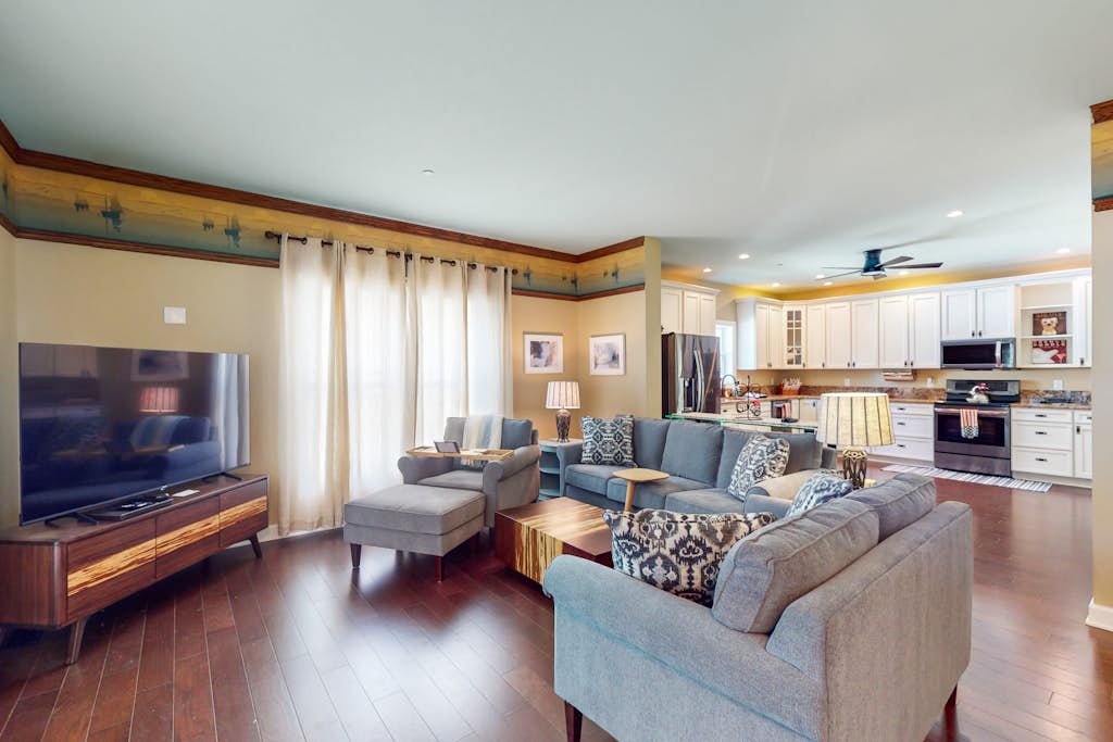 Splendid dog friendly home within walking distance to beach & play area