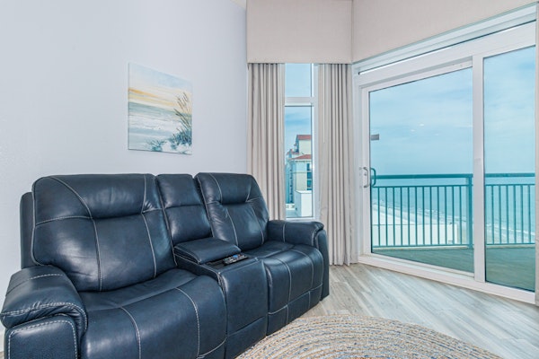 Elevated Ocean Escape-Top Floor Corner Condo-1227
