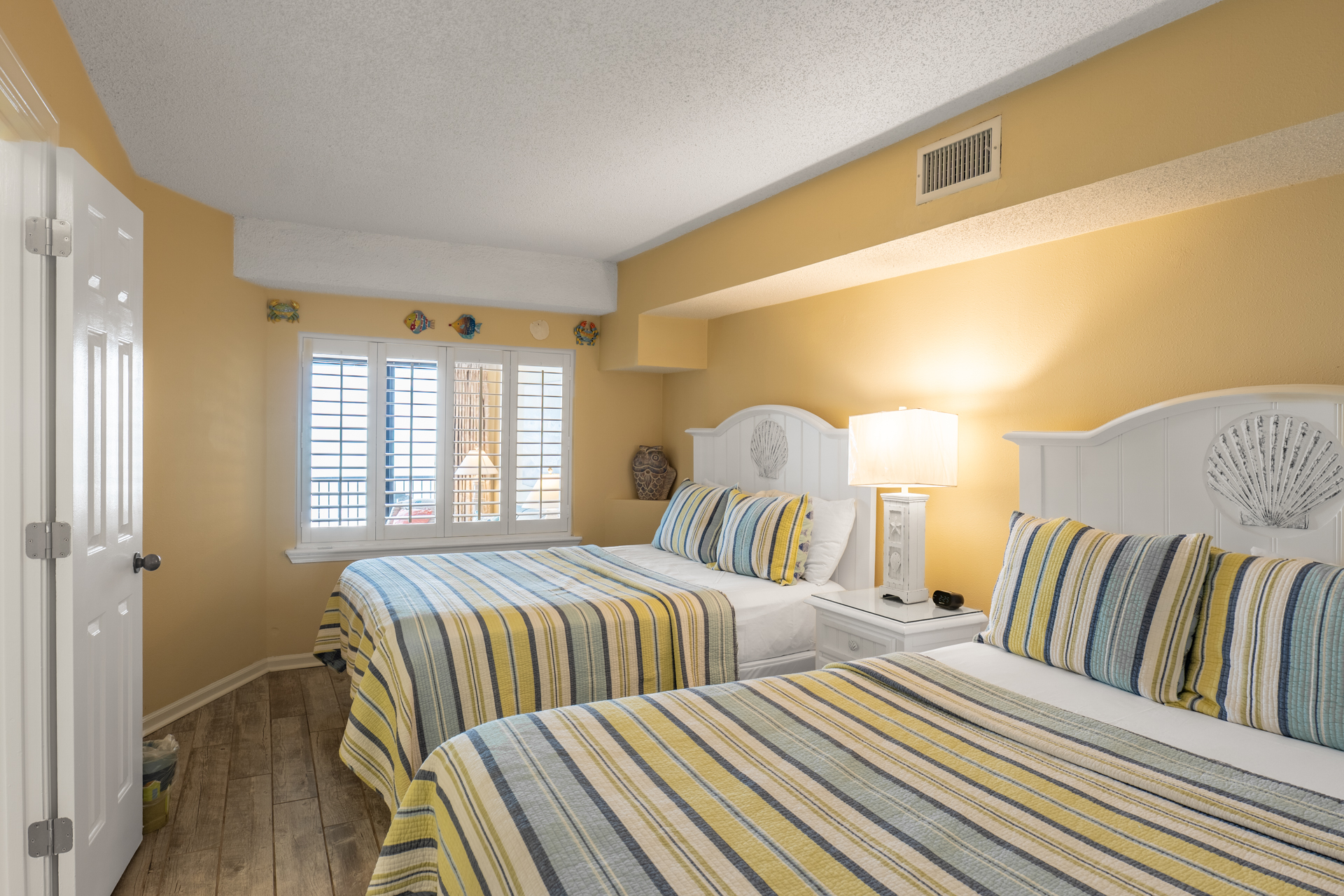 Stunning Ocean Views! 1BR For 6 Guests! Beach Colony 603