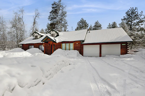 Custom Cabin - Hot Tub Near McCall & Brundage