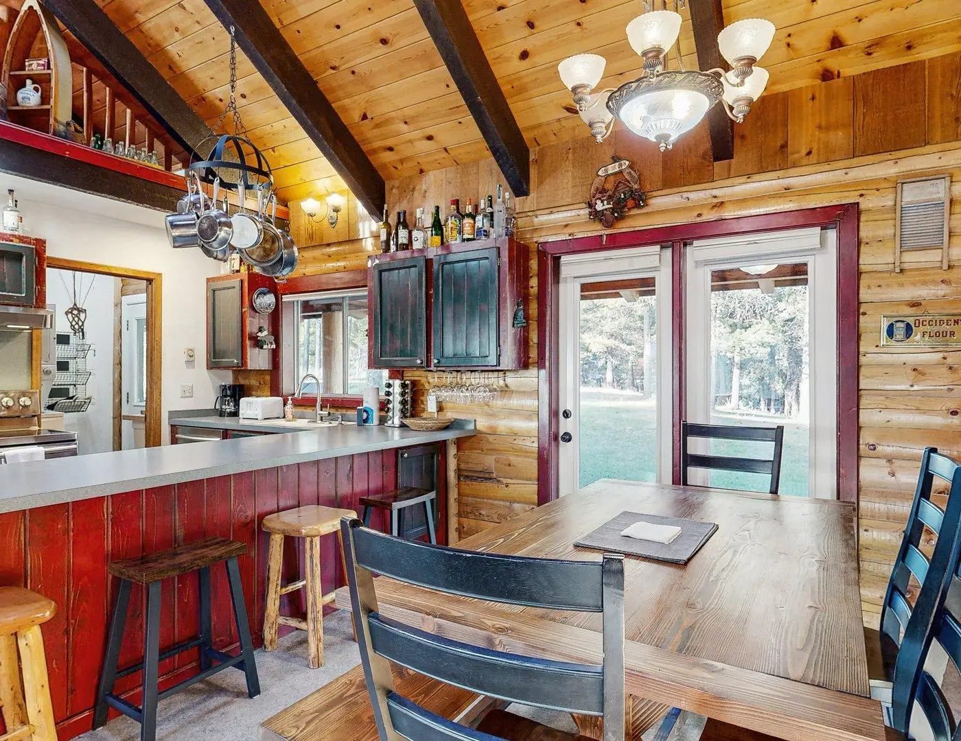 McCall Cabin, Hot Tub, Trailer Parking