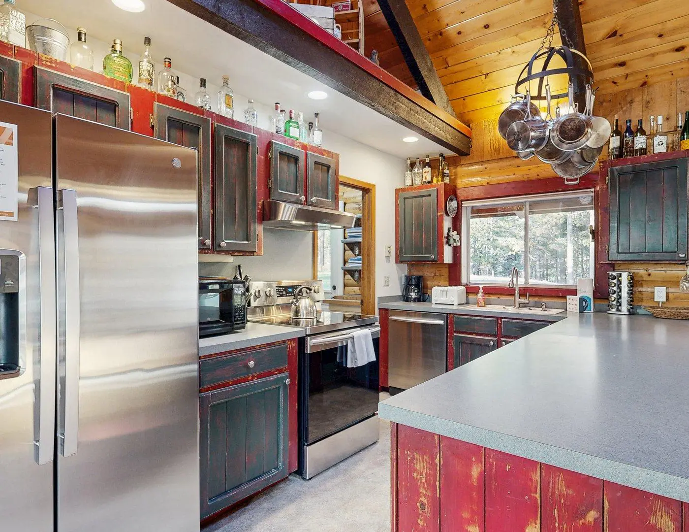 McCall Cabin, Hot Tub, Trailer Parking