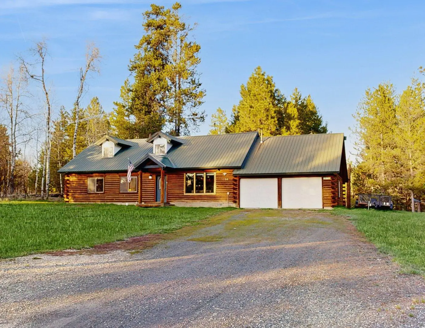 McCall Cabin, Hot Tub, Trailer Parking