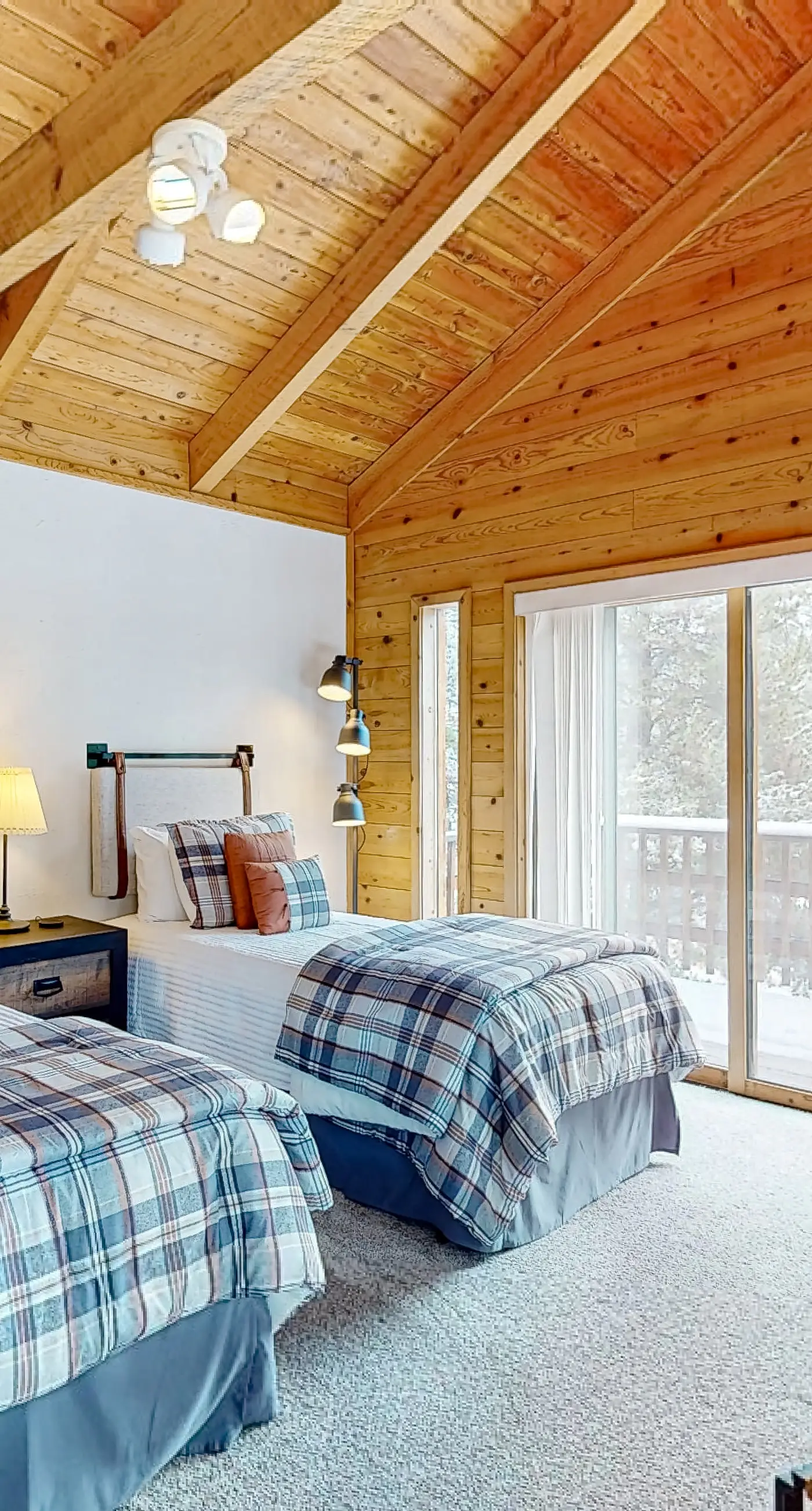 Tree-Lined Retreat Near McCall & Payette Lake