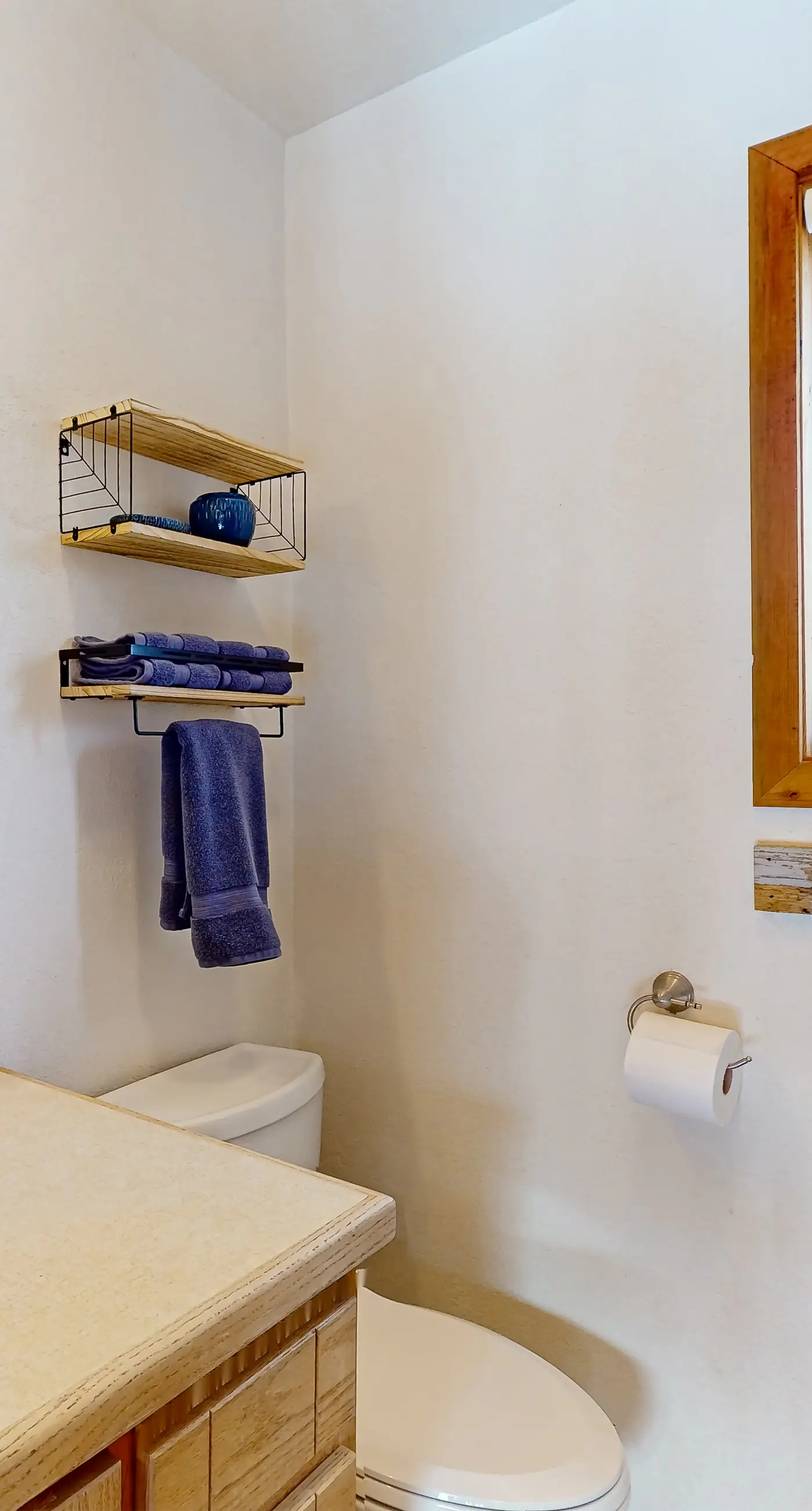 Tree-Lined Retreat Near McCall & Payette Lake