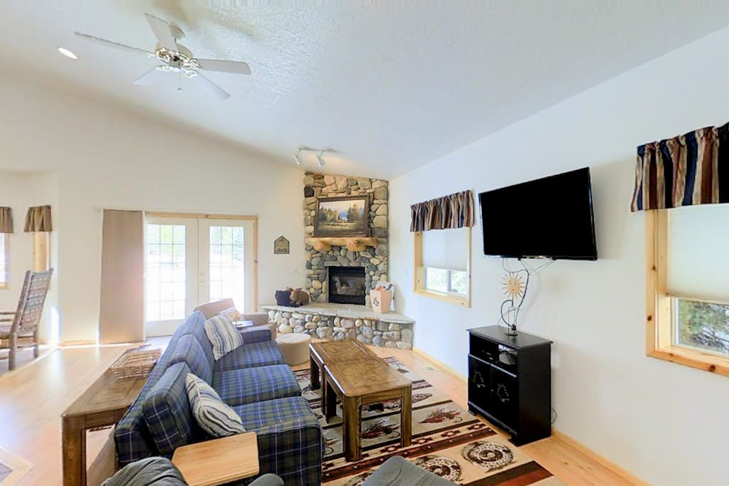 McCall Golf Home | Patio, Fenced Yard & Views