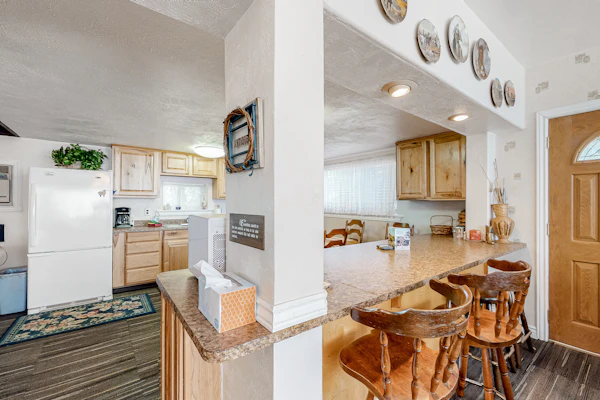 The Cottage Walk to Shops & Cascade Lake