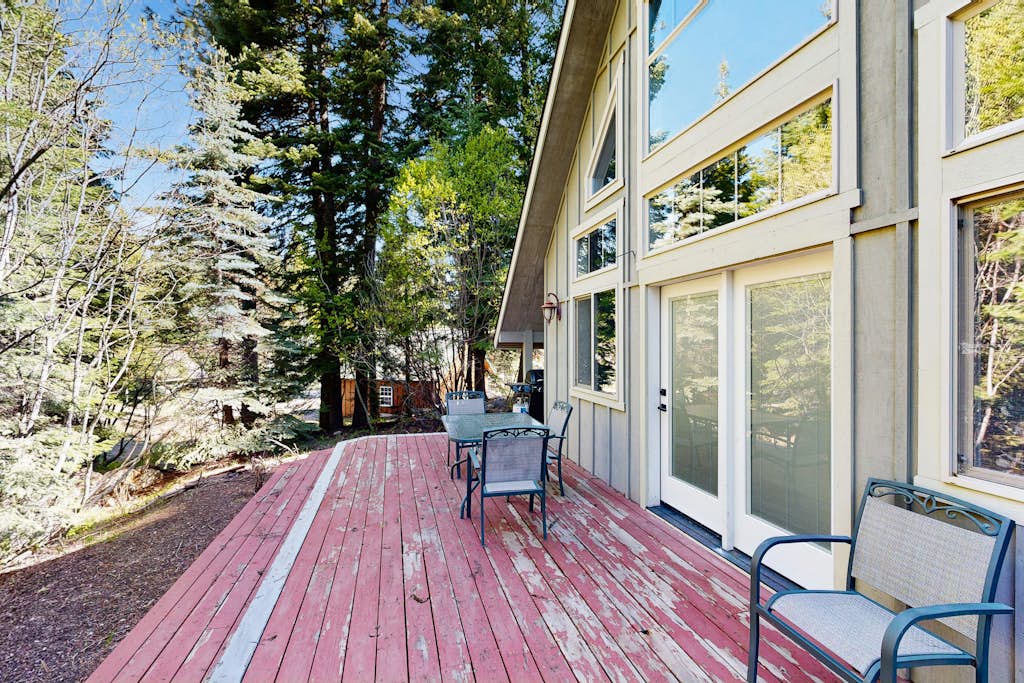 Quiet Home Near Golf - Pool & Hot Tub Access