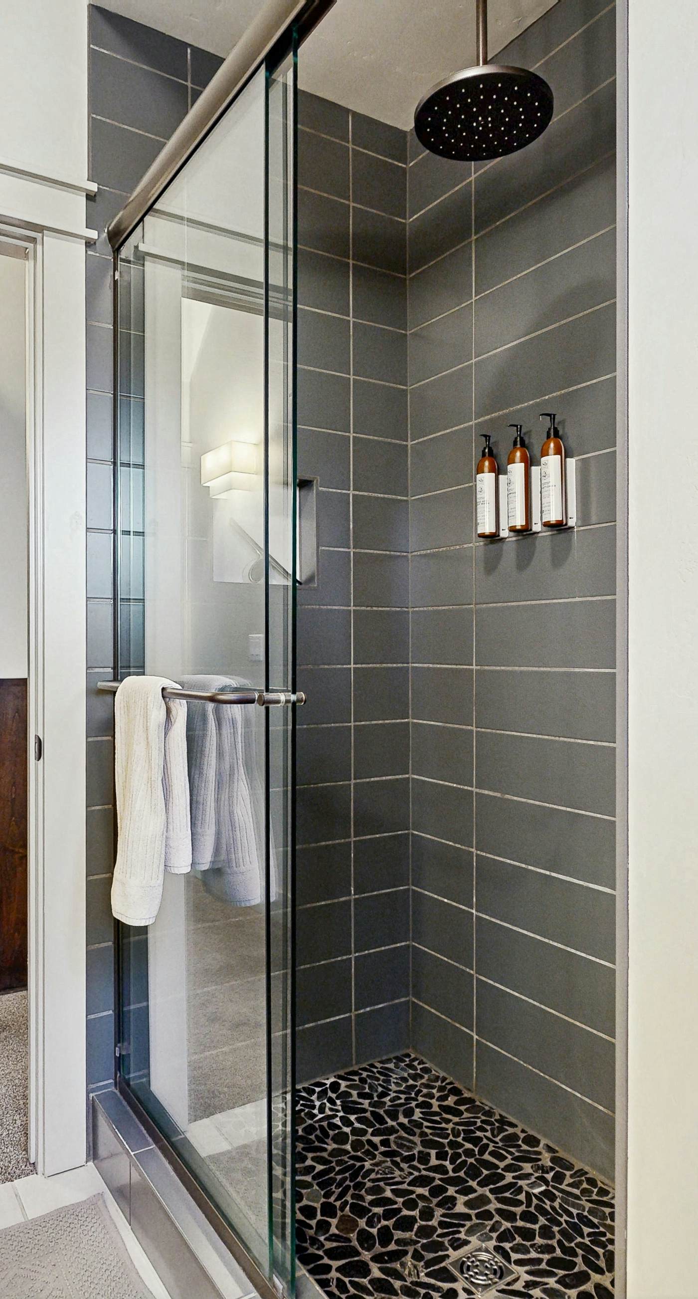 Quiet Home Near Golf - Pool & Hot Tub Access