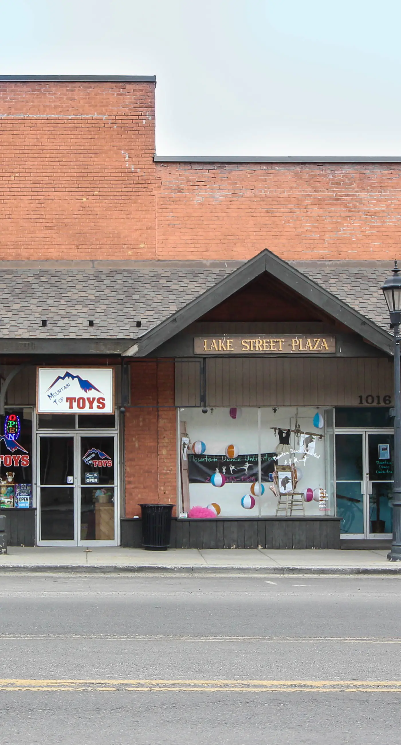 Quiet Home Near Golf - Pool & Hot Tub Access