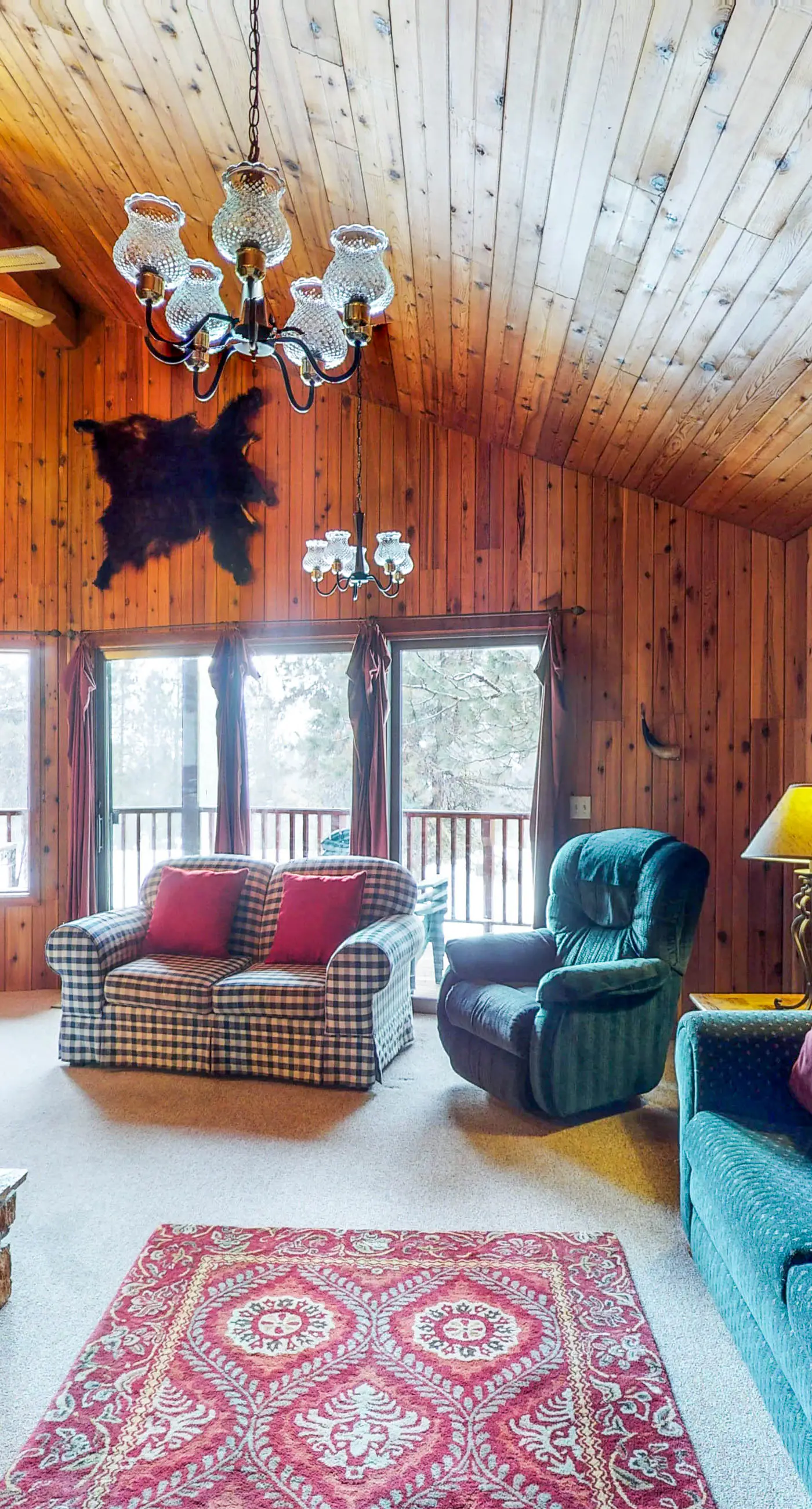 Rustic Cascade Cabin Near Lake Cascade Park