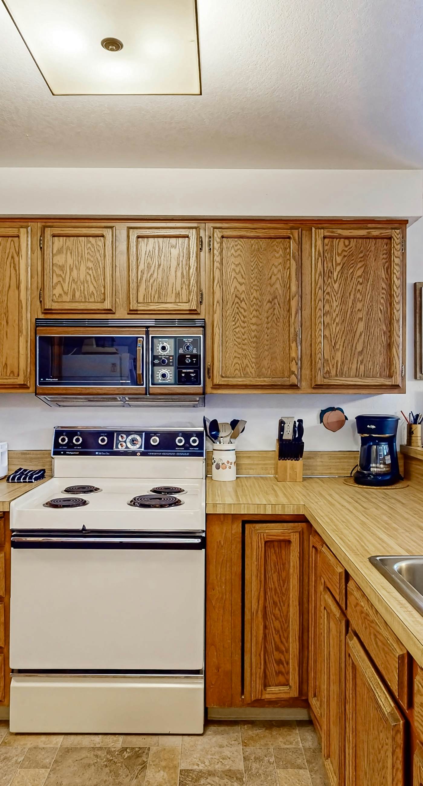 Lake & Town Access: Deck, Pool & Wood Stove