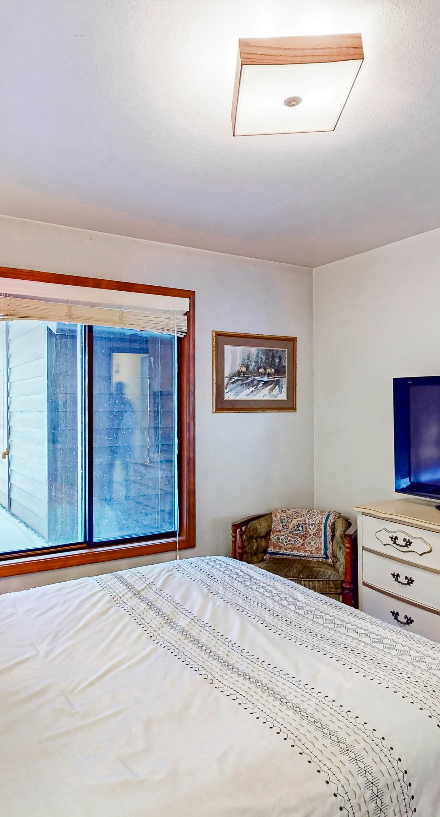 Lake & Town Access: Deck, Pool & Wood Stove