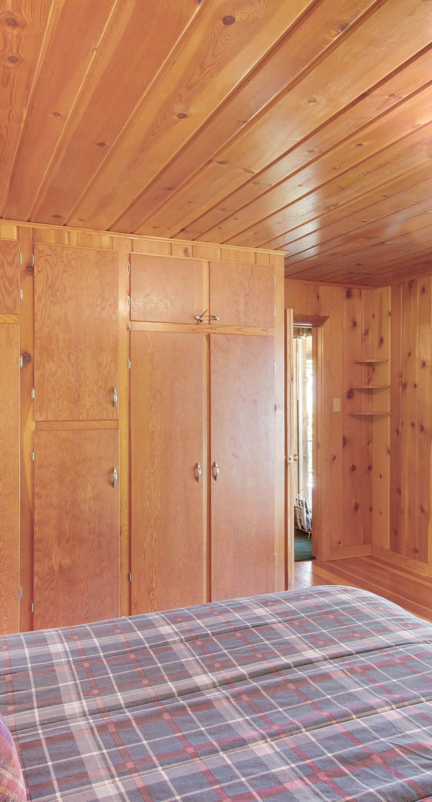 McCall Lakehouse: Private Dock, Beach & Grill