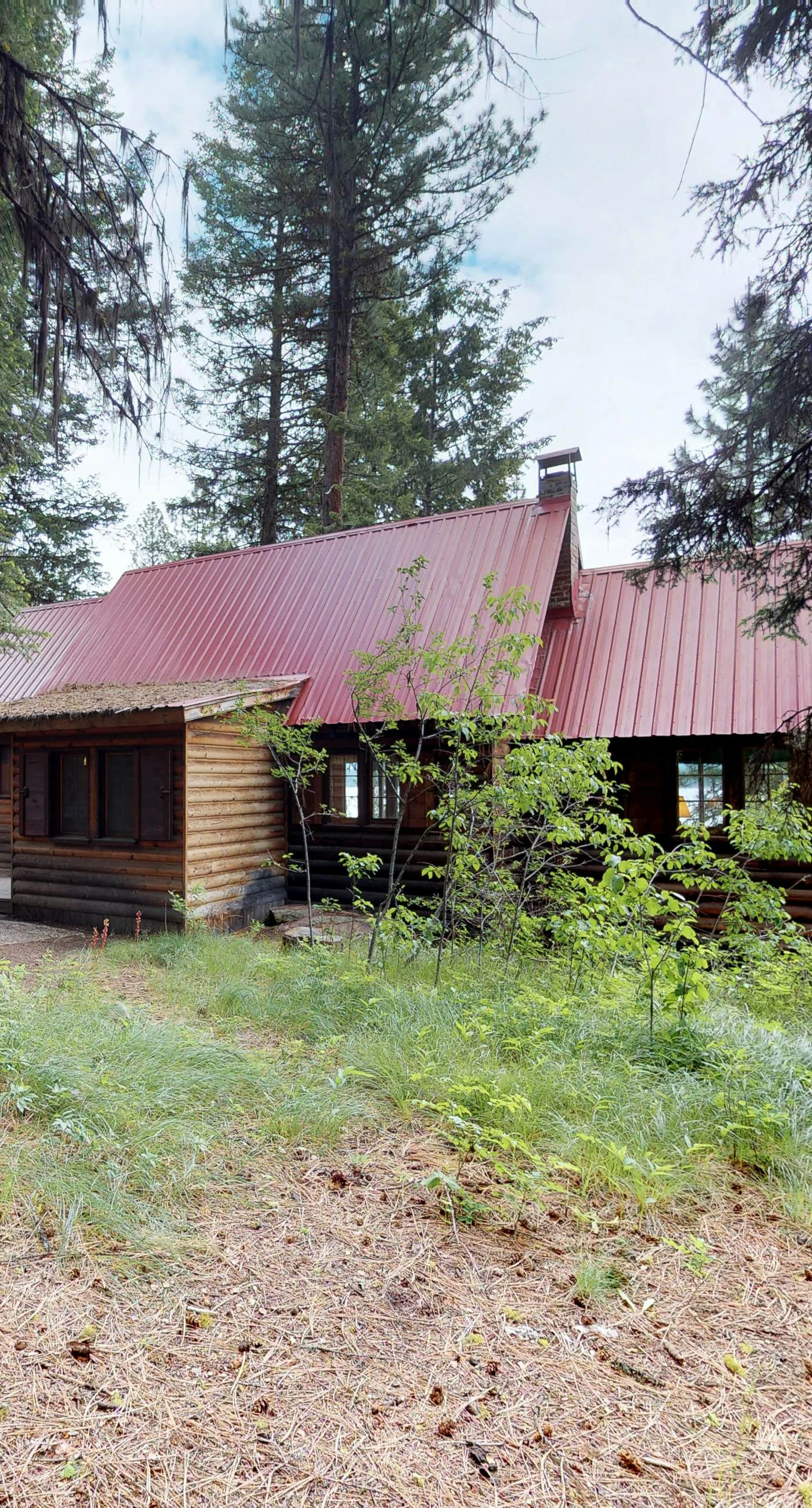 McCall Lakehouse: Private Dock, Beach & Grill