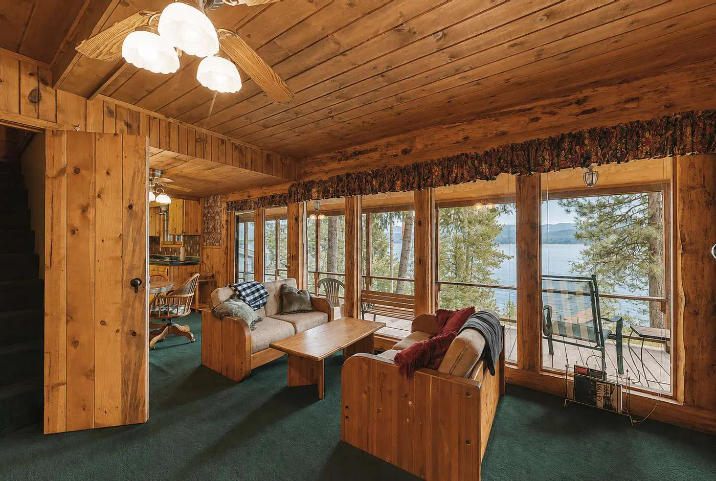 McCall Lakehouse Private Dock, Beach & Grill