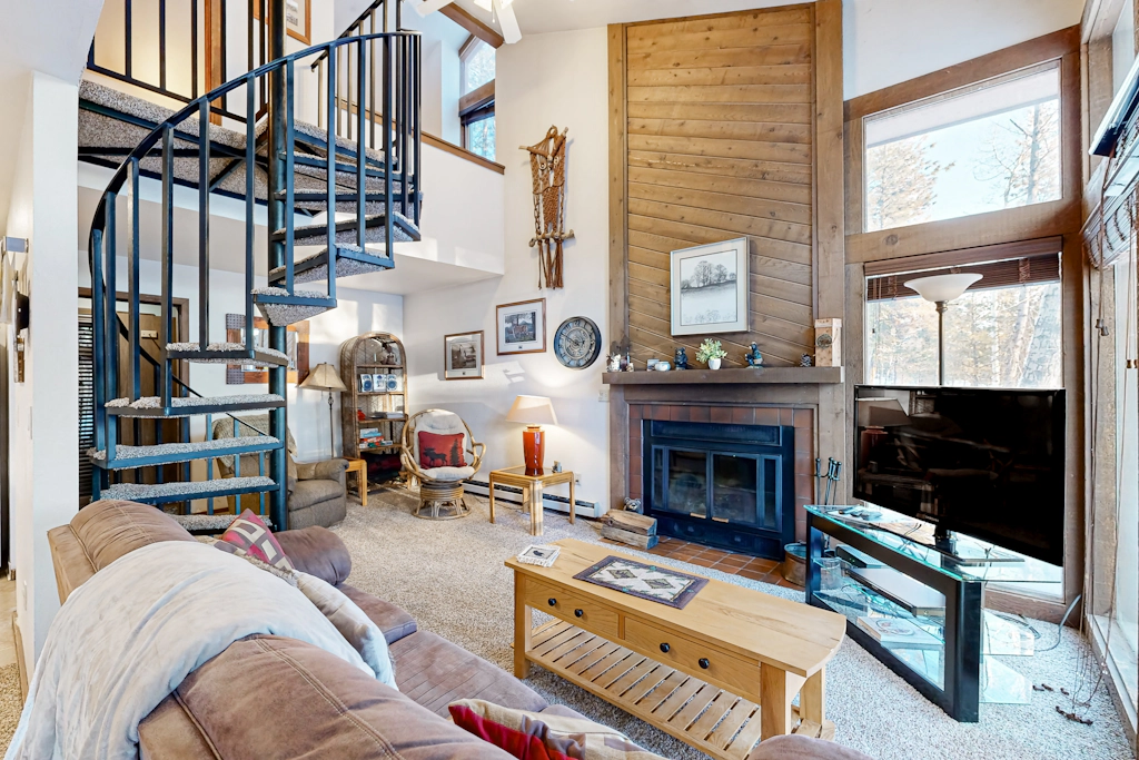Cozy McCall Condo With Deck and Wood Fireplace