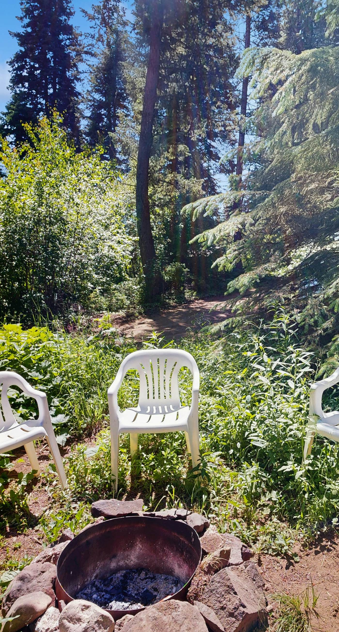 Peaceful Cabin Near Cascade Lake & Stream