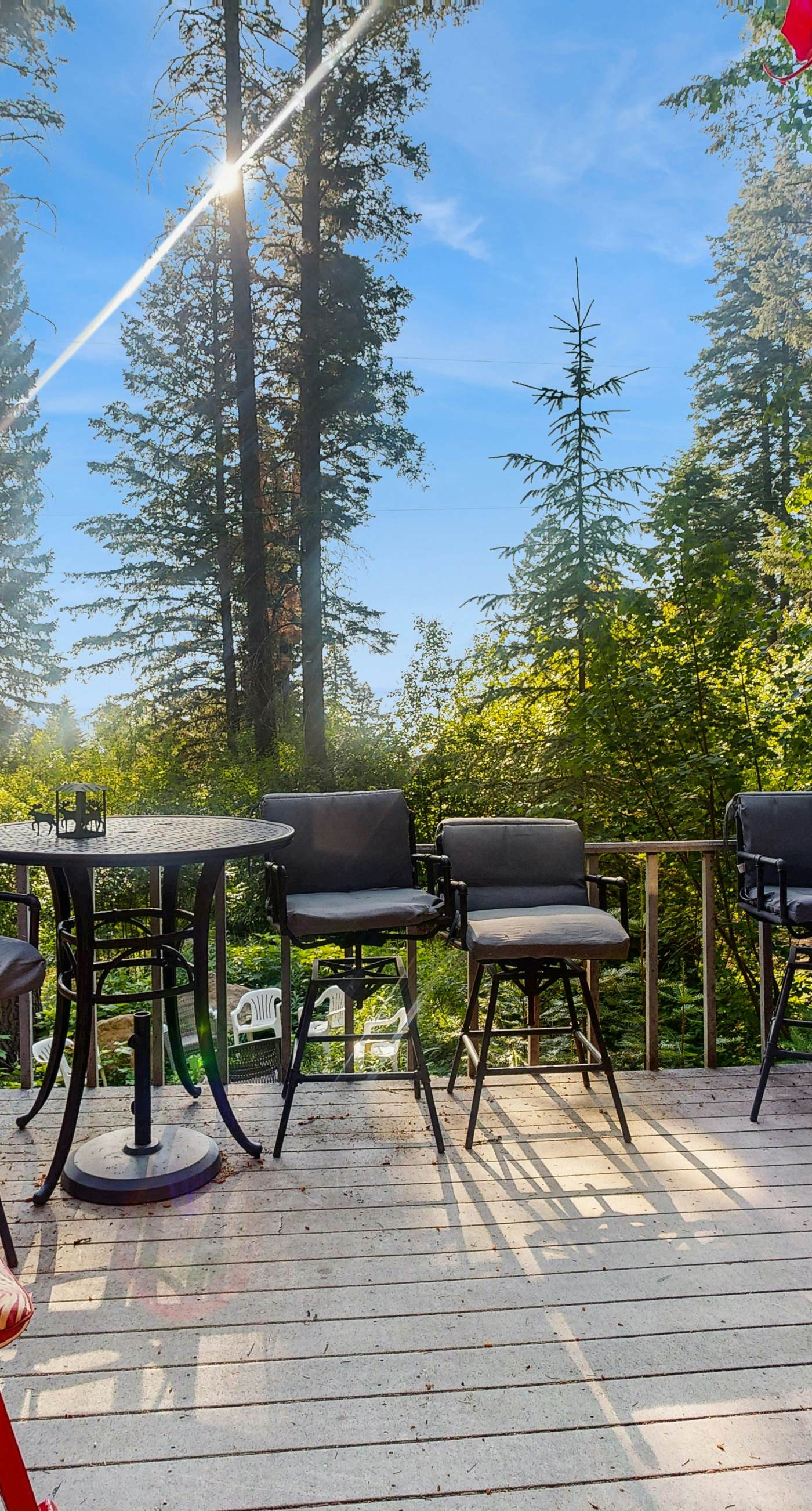 Peaceful Cabin Near Cascade Lake & Stream