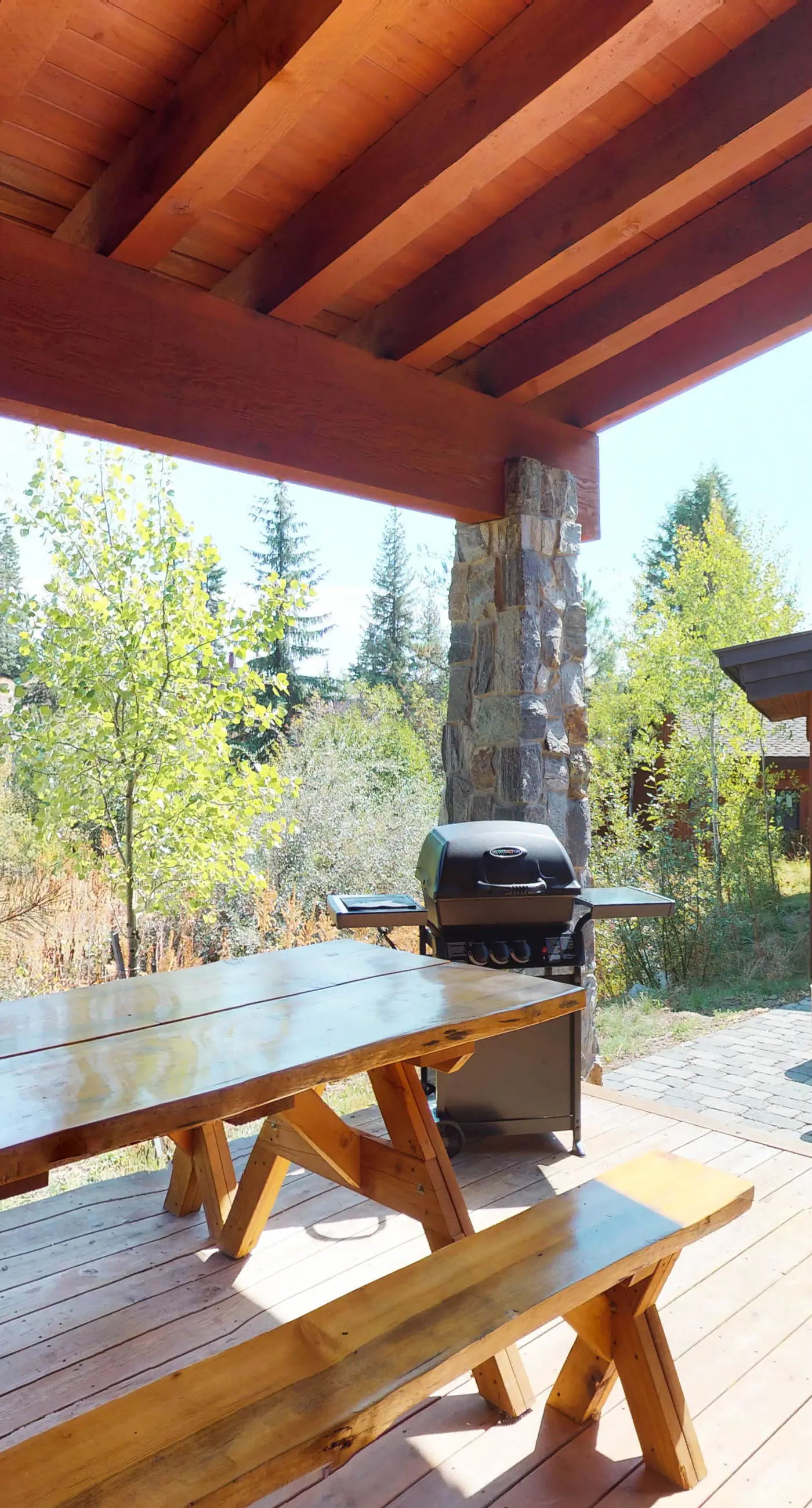 Tamarack Ski-In/Out Cottage with Fire Pit