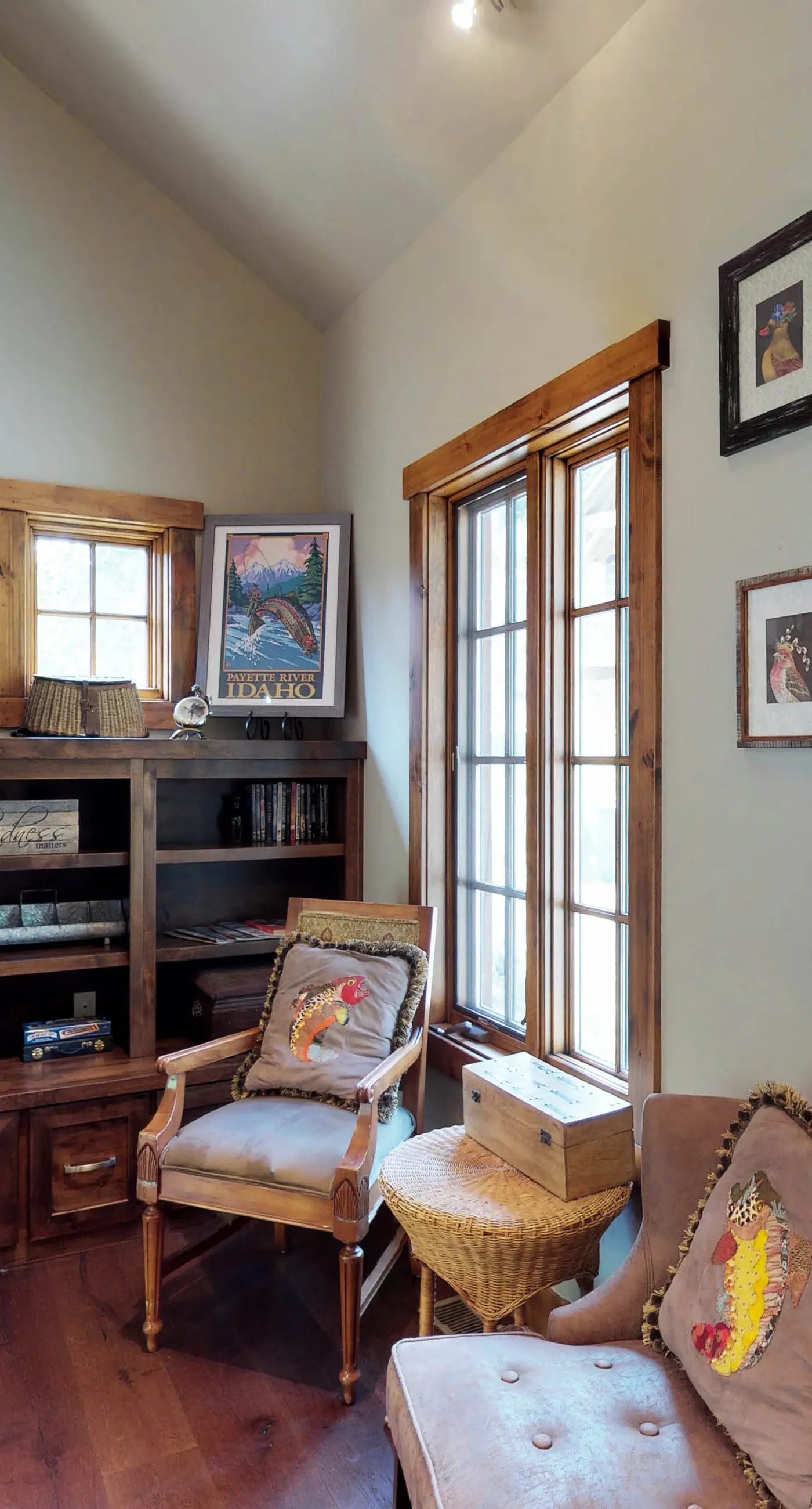 Tamarack Ski-In/Out Cottage with Fire Pit