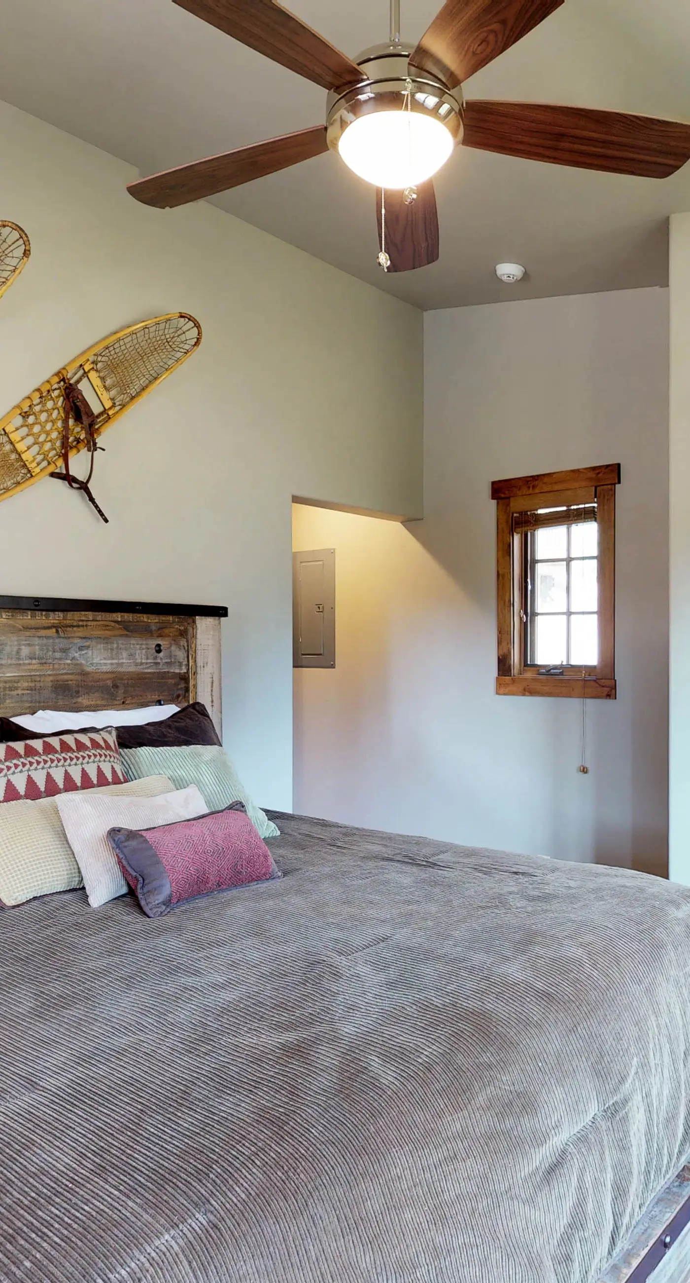 Tamarack Ski-In/Out Cottage with Fire Pit