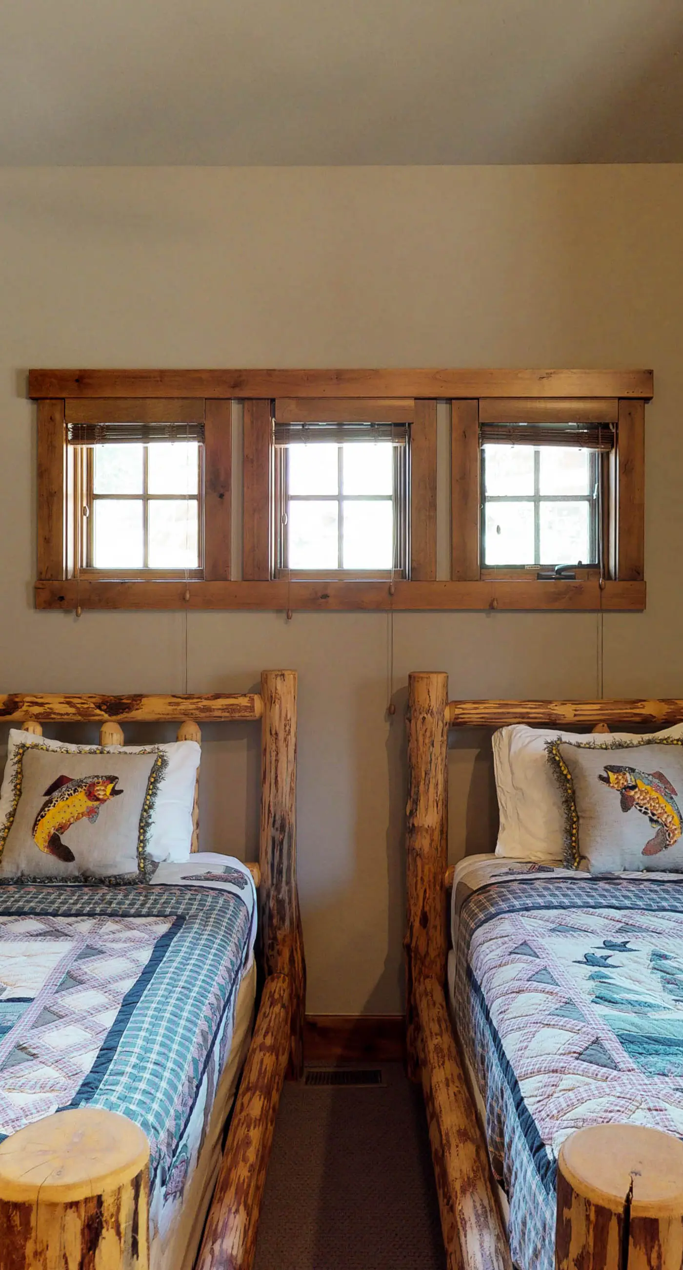 Tamarack Ski-In/Out Cottage with Fire Pit