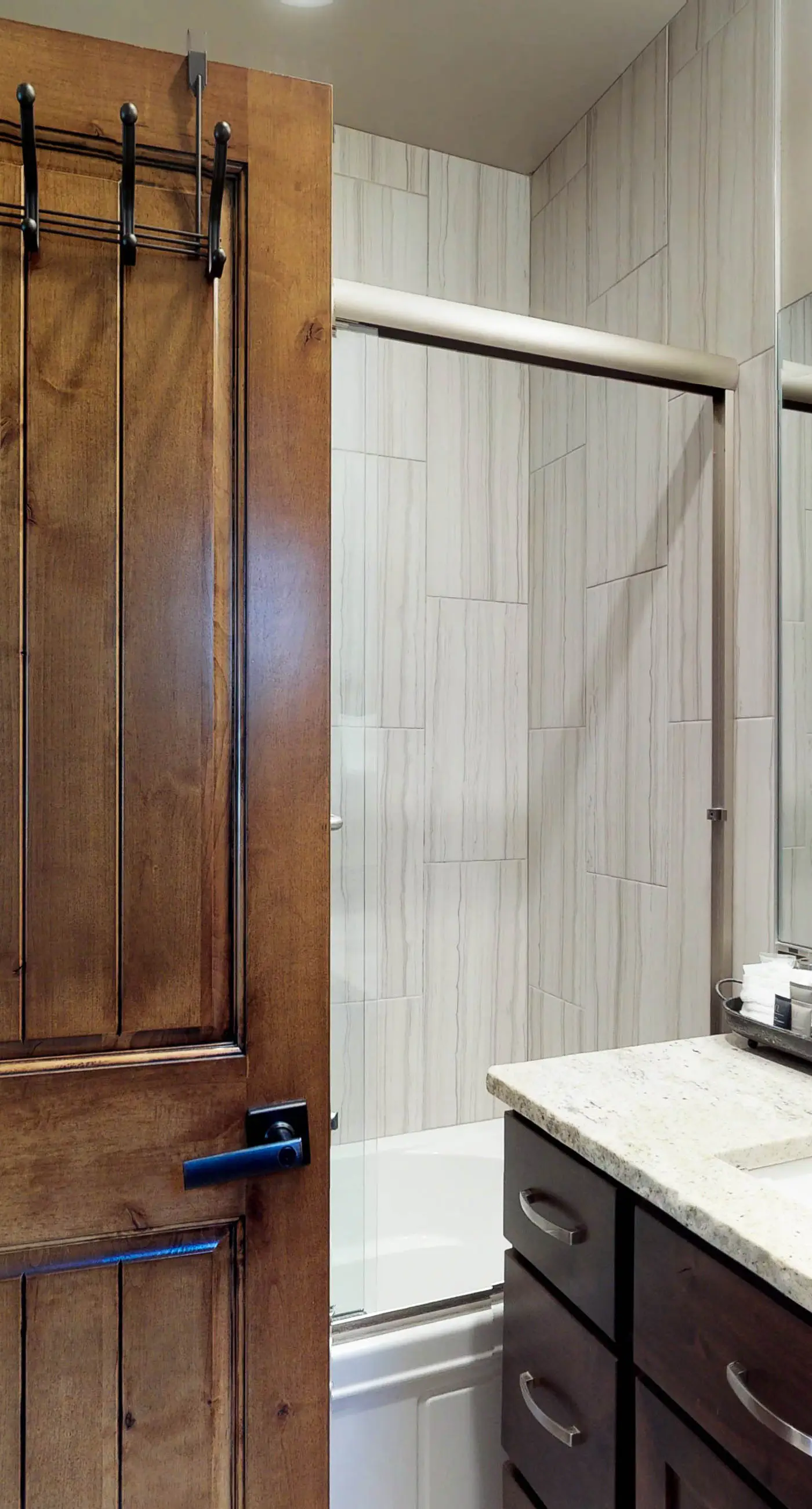 Tamarack Ski-In/Out Cottage with Fire Pit