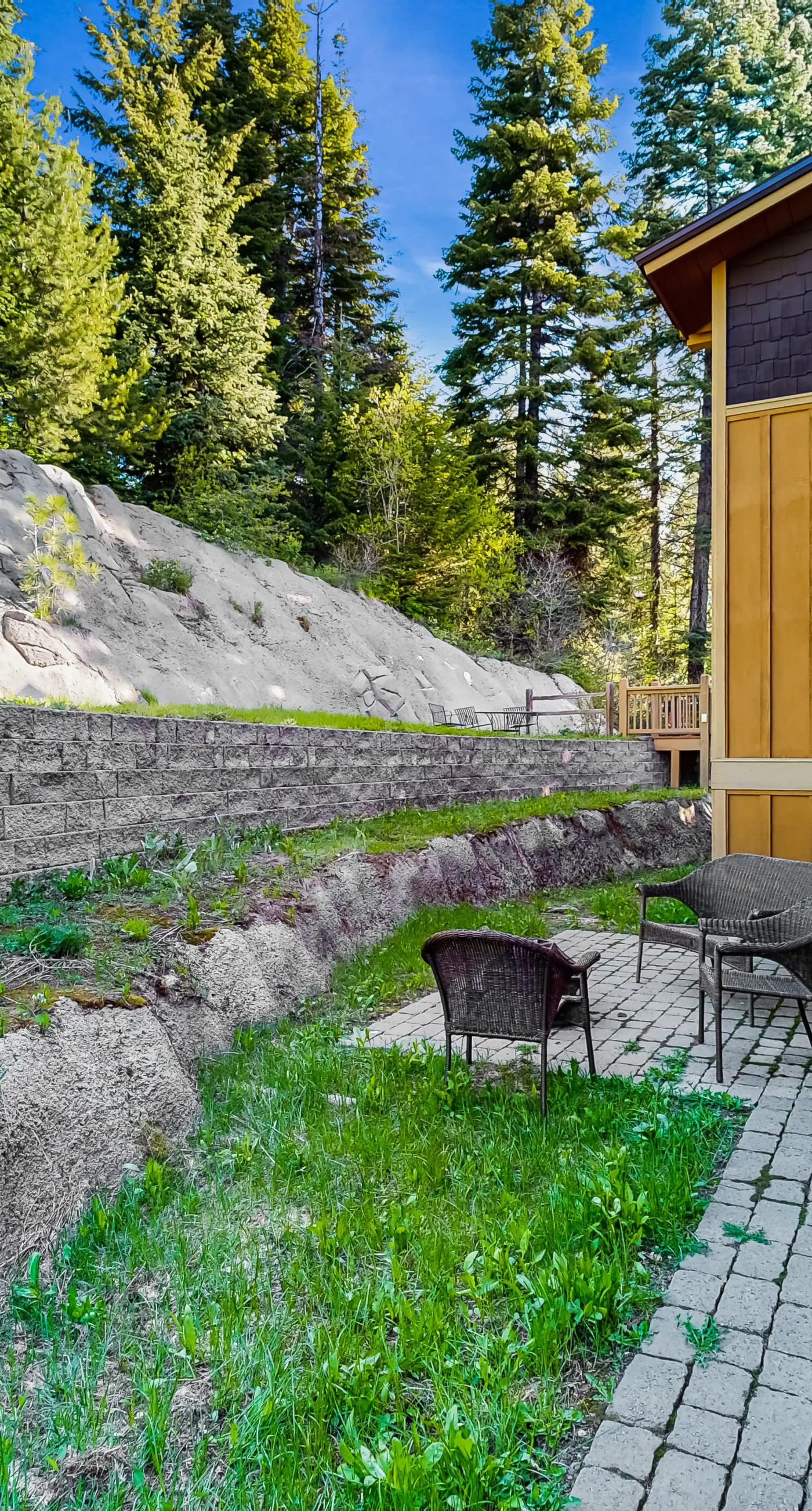 Tamarack Ski-In/Out Cabin, Hot Tub, Sleeps 8