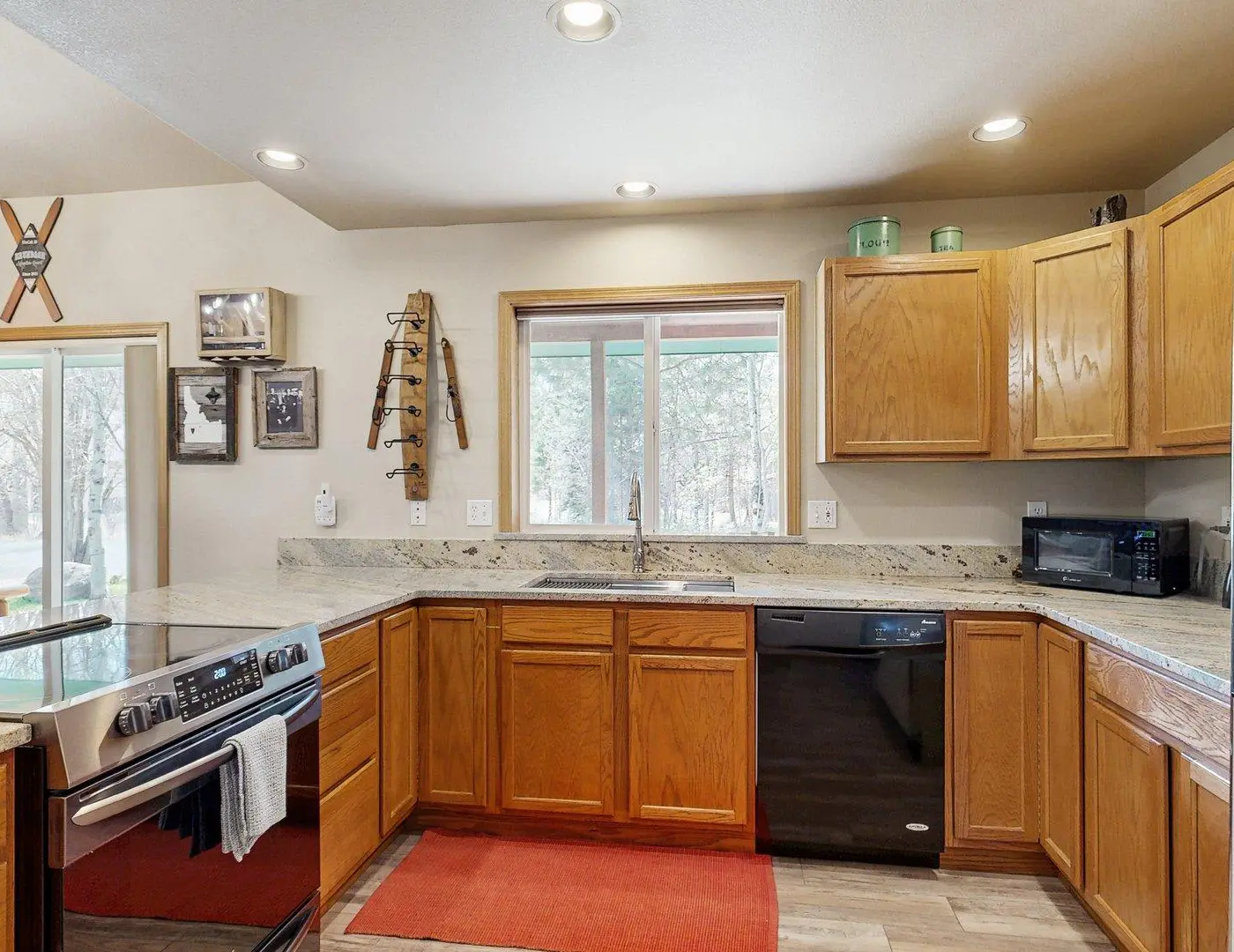 McCall Family Retreat Near Payette Lake | Hot Tub