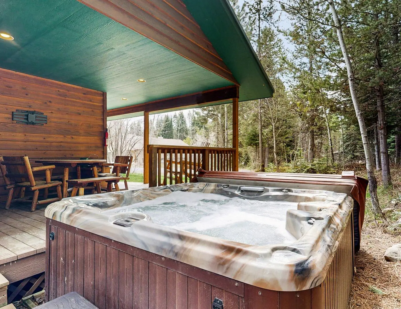 McCall Family Retreat Near Payette Lake | Hot Tub