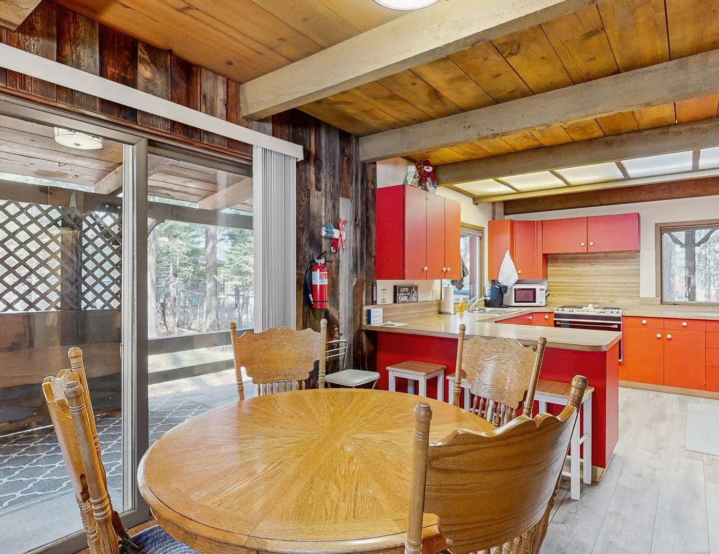 McCall Log Cabin, NearDowntown, Trailer Parking