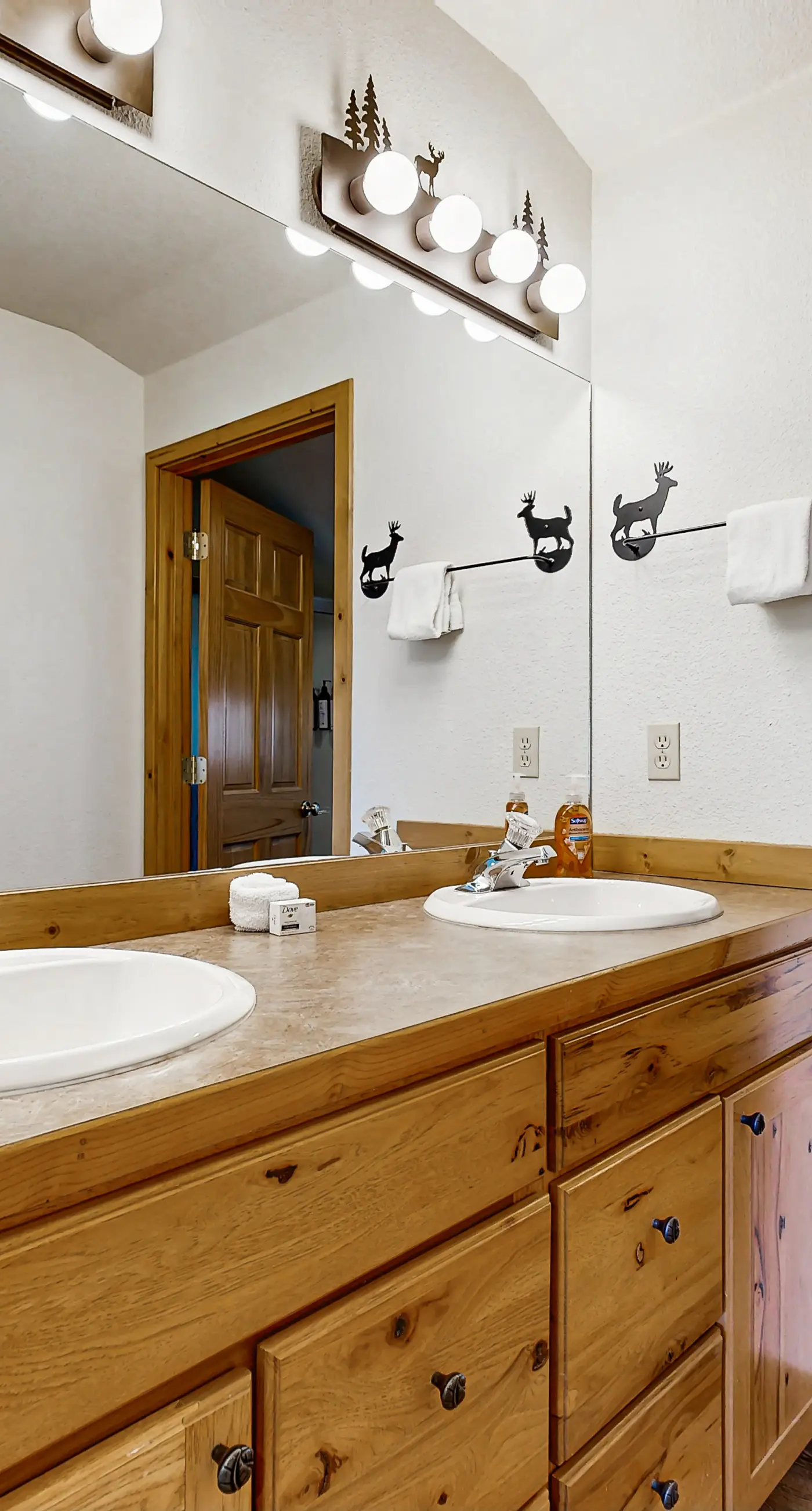 Spacious McCall Home Near Golf Course