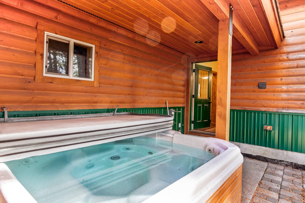 Rustic-Modern Cabin with Hot Tub Access