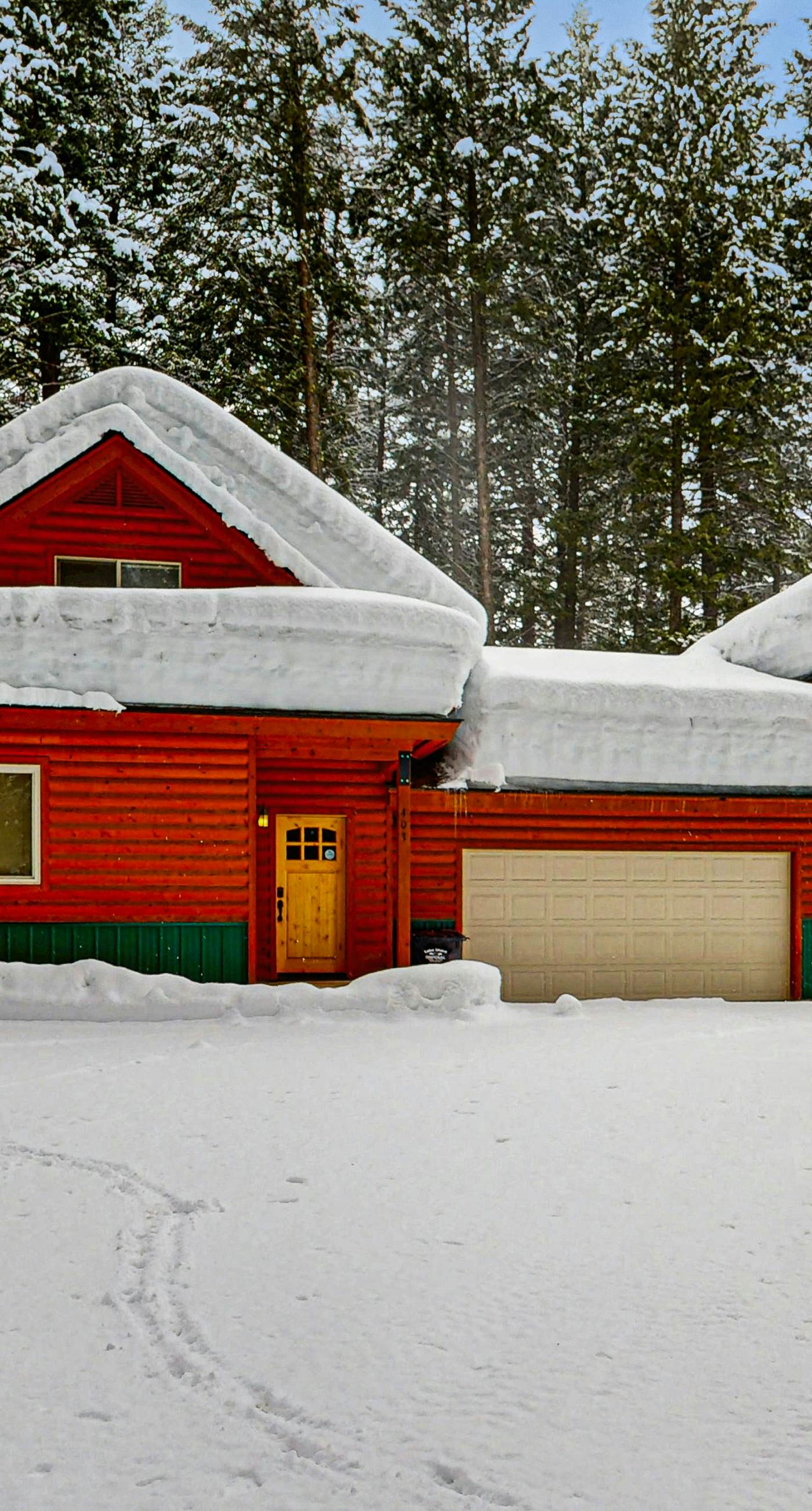 Rustic-Modern Cabin with Hot Tub Access