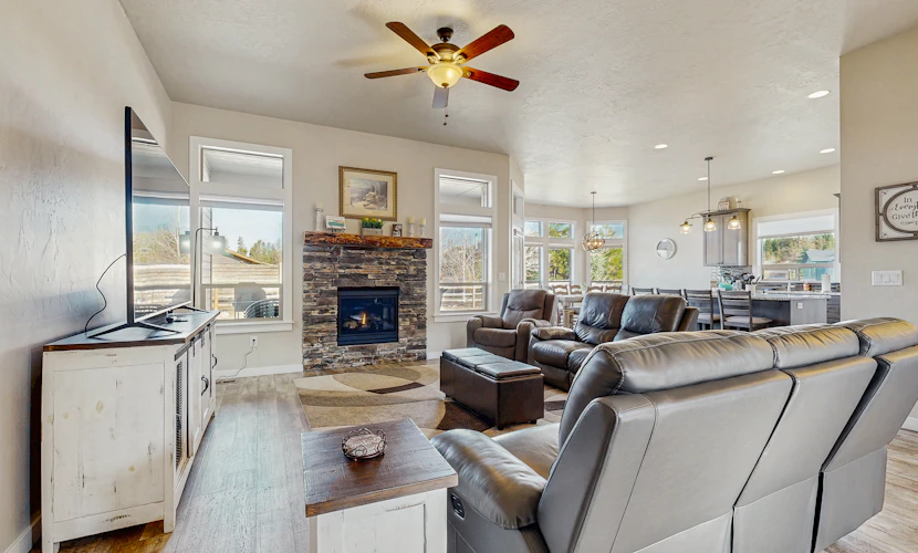 Modern McCall Retreat | Fire Pit & Extra Parking