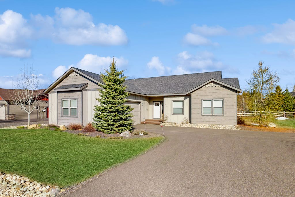Modern McCall Retreat | Fire Pit & Extra Parking