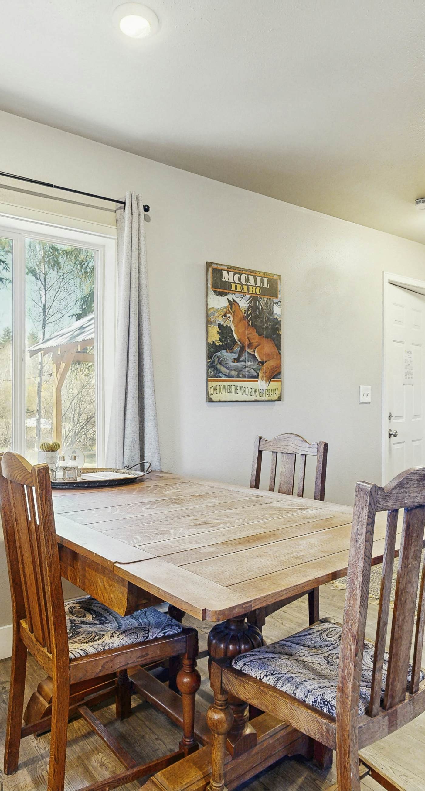 Cozy Lofted Cottage | 1.5 Miles to Downtown